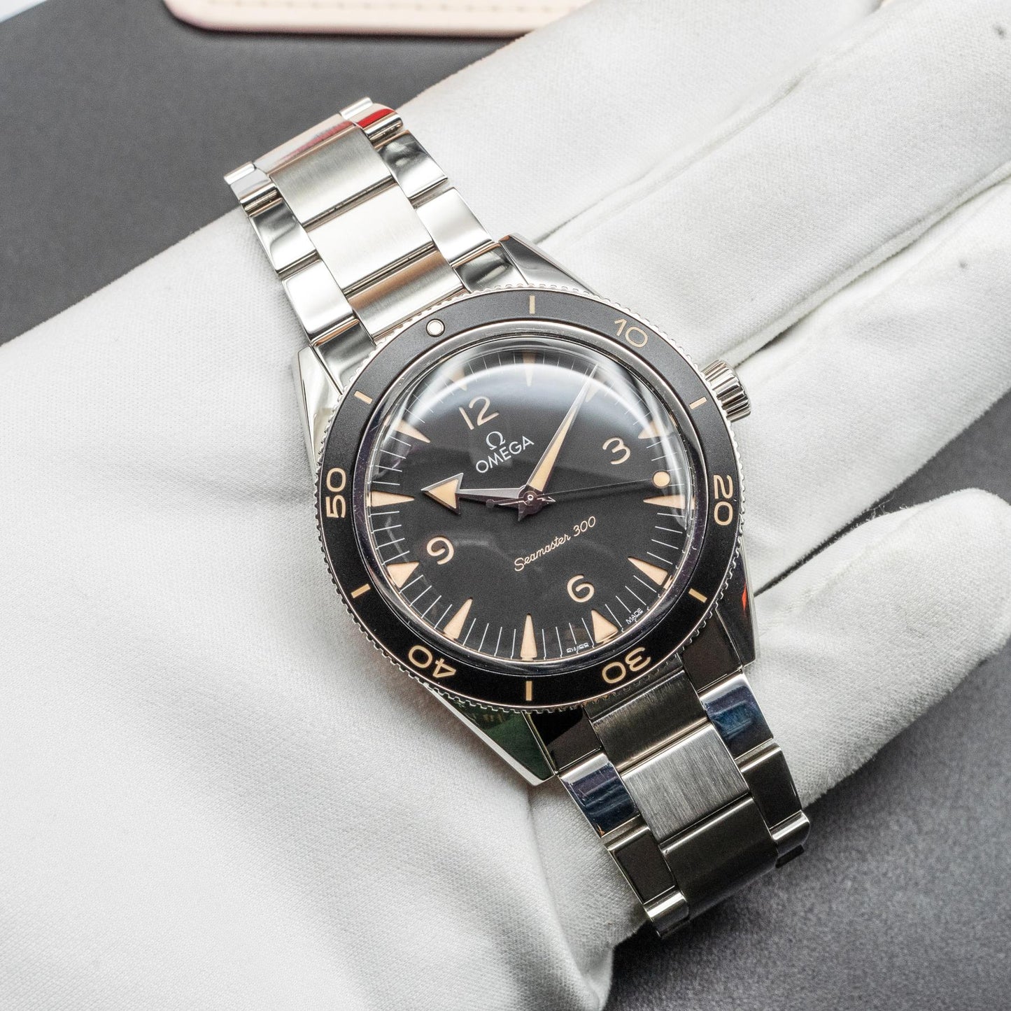 234.30.41.21.01.001 seamaster