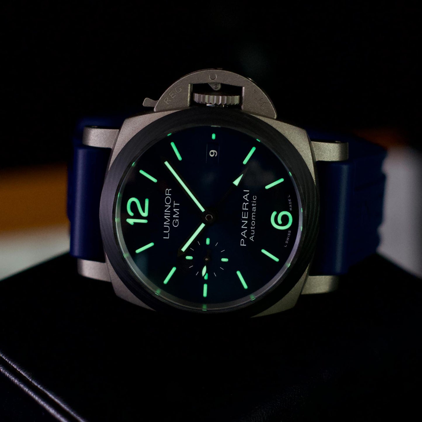 Panerai PAM01279 Luminor GMT Titanium Carbotech Bezel 42mm Box Papers