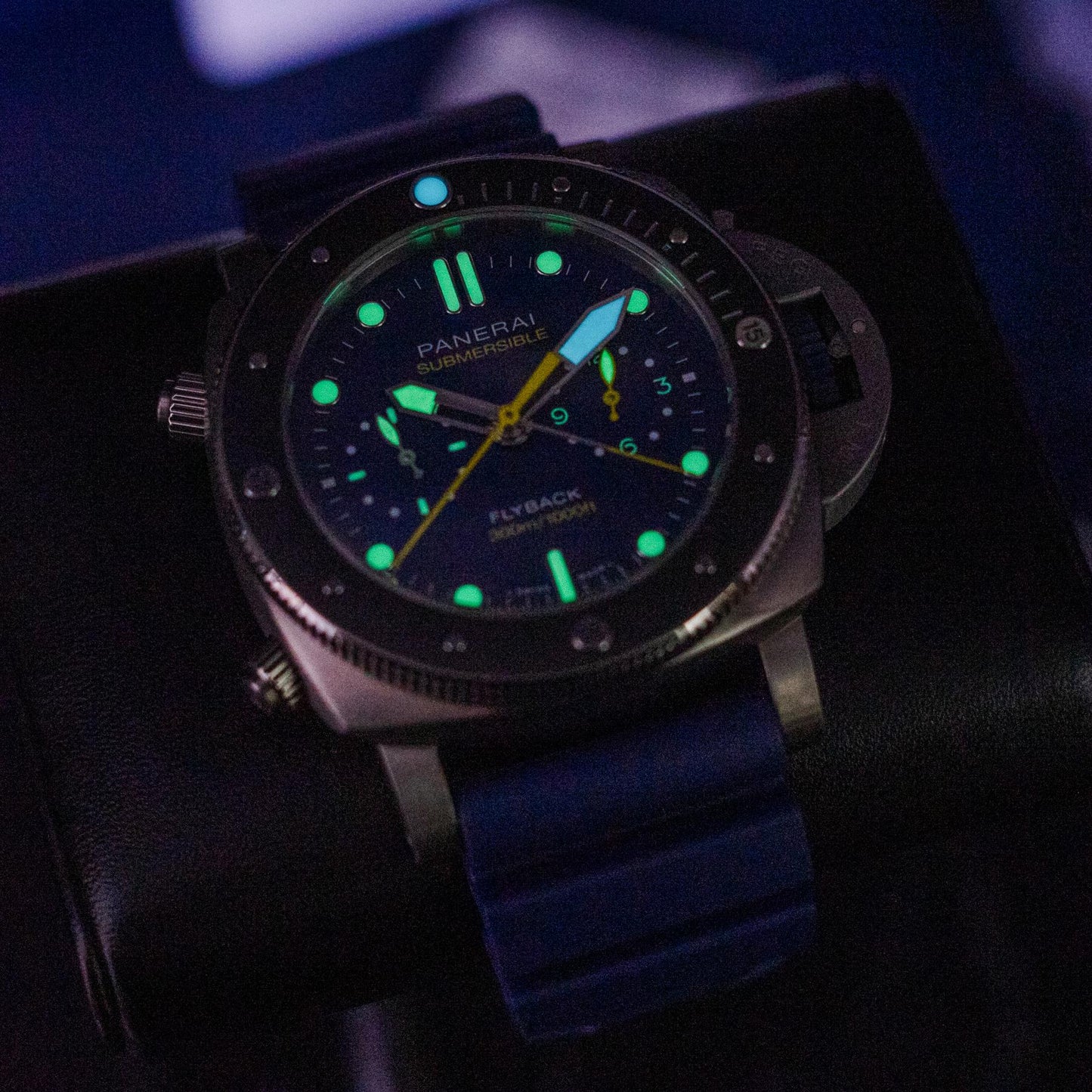 Panerai Submersible Flyback Chrono Mike Horn PAM01291 47mm Titanium Box Papers