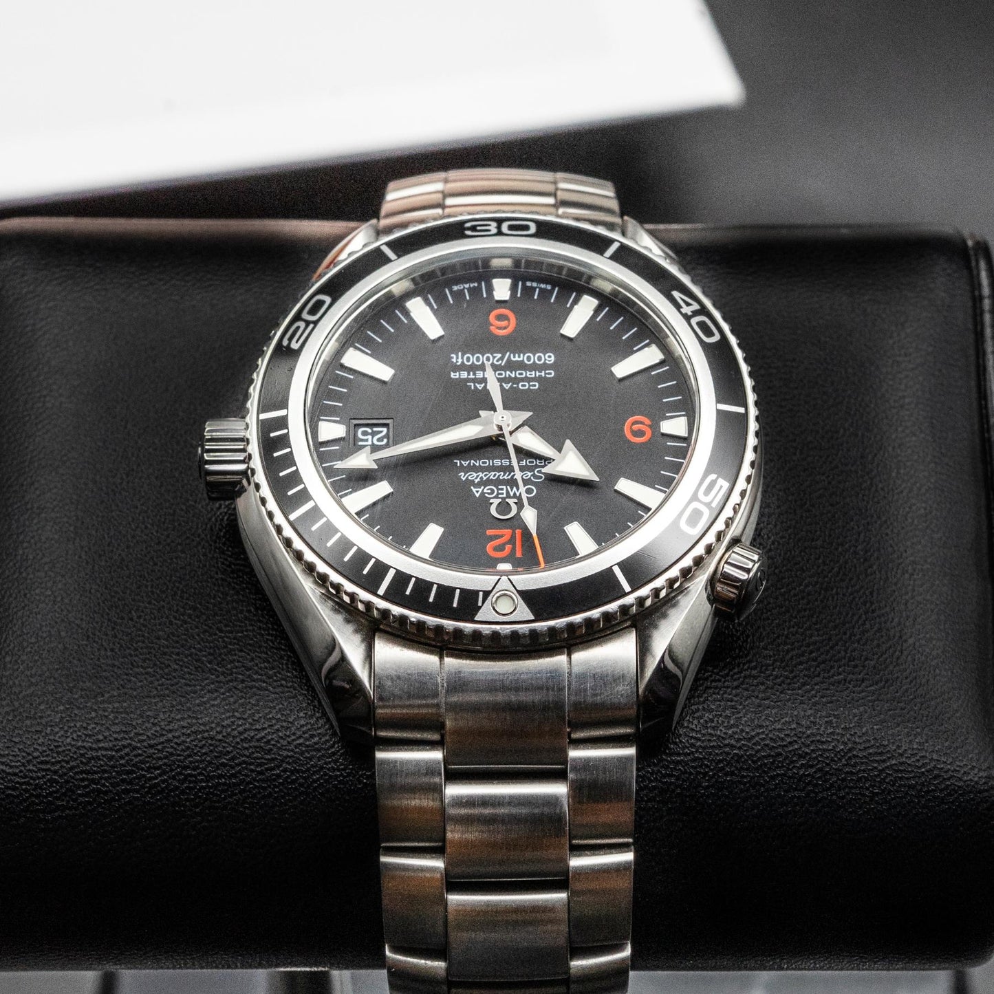 Omega Seamaster Planet Ocean 2201.51.00 42mm Black Orange Dial Box Papers 2010