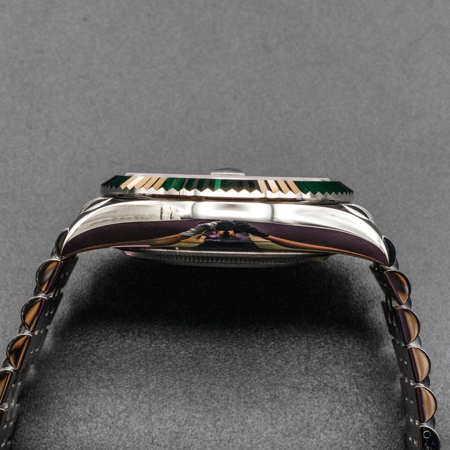 Rolex Sky-Dweller 336934 42mm White Rolesor Black Dial Jubilee Box Papers 2026