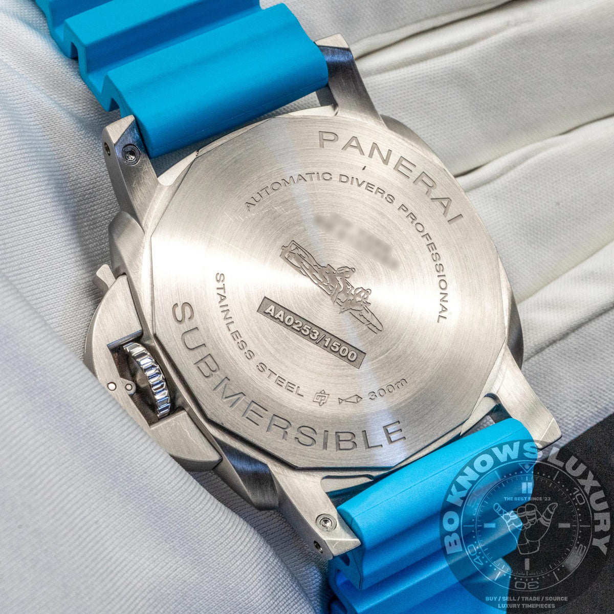 Panerai Submersible QuarantaQuattro PAM01595 44mm Steel White Box Papers 2024
