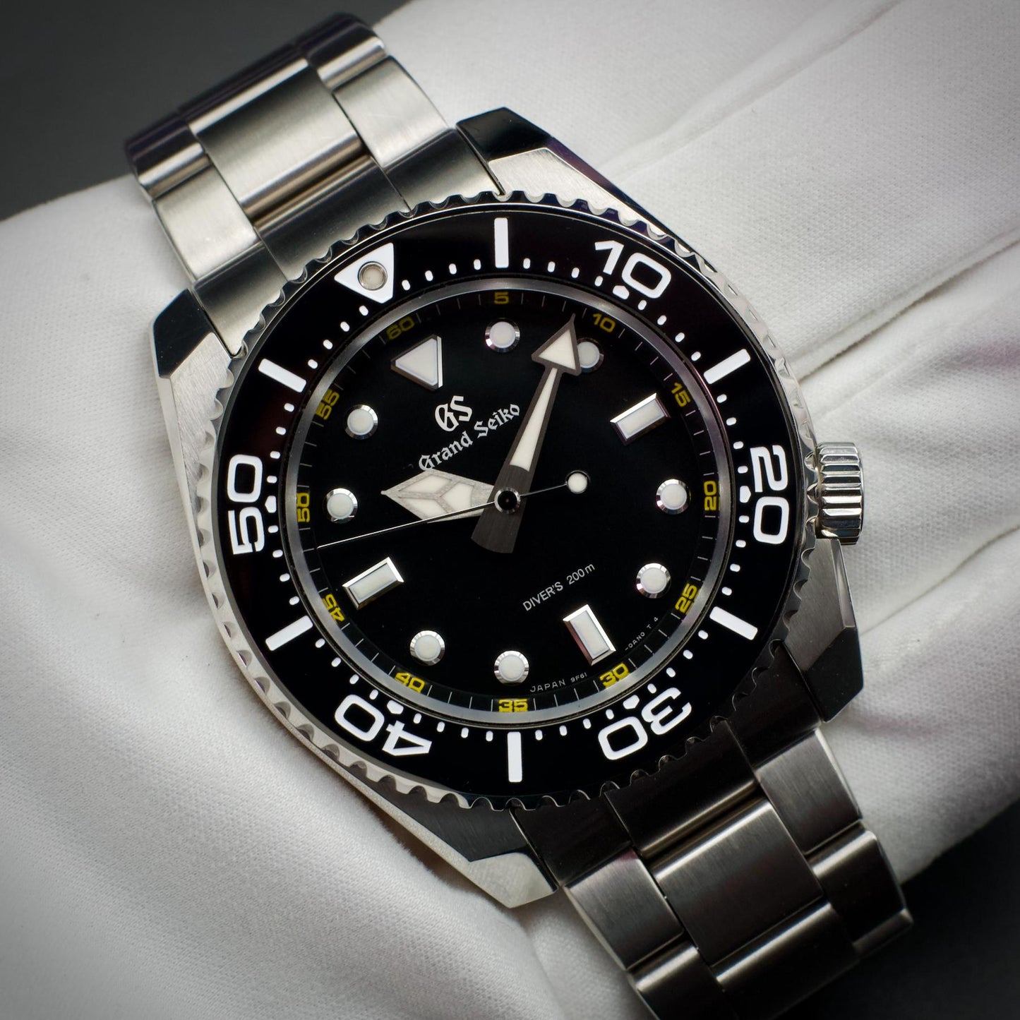 Grand Seiko SBGX335 Sport 9F Quartz Diver 43.6mm Black Dial