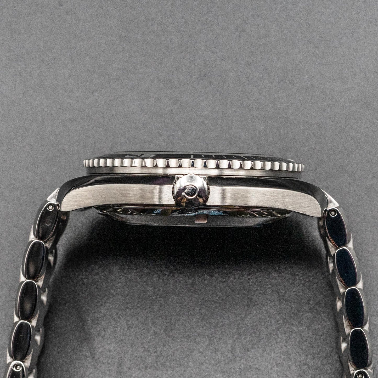 Omega Seamaster Planet Ocean 600M Co-Axial 2200.51.00 45.5mm Steel Black Dial