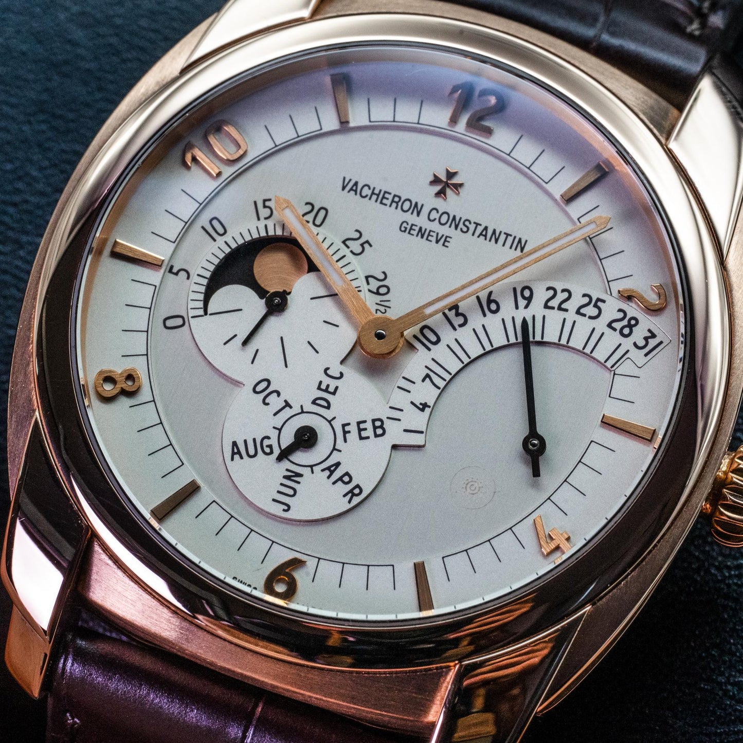 Vacheron Constantin Quai De L'Ile 86040/000R-I0P29 43mm Pink Gold Box Papers