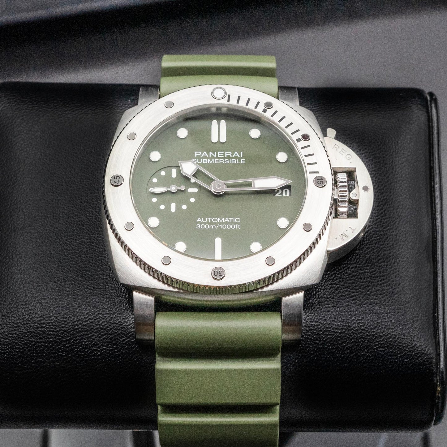 Panerai Submersible Verde Militare PAM01055 42mm Green Dial Box Papers 2020