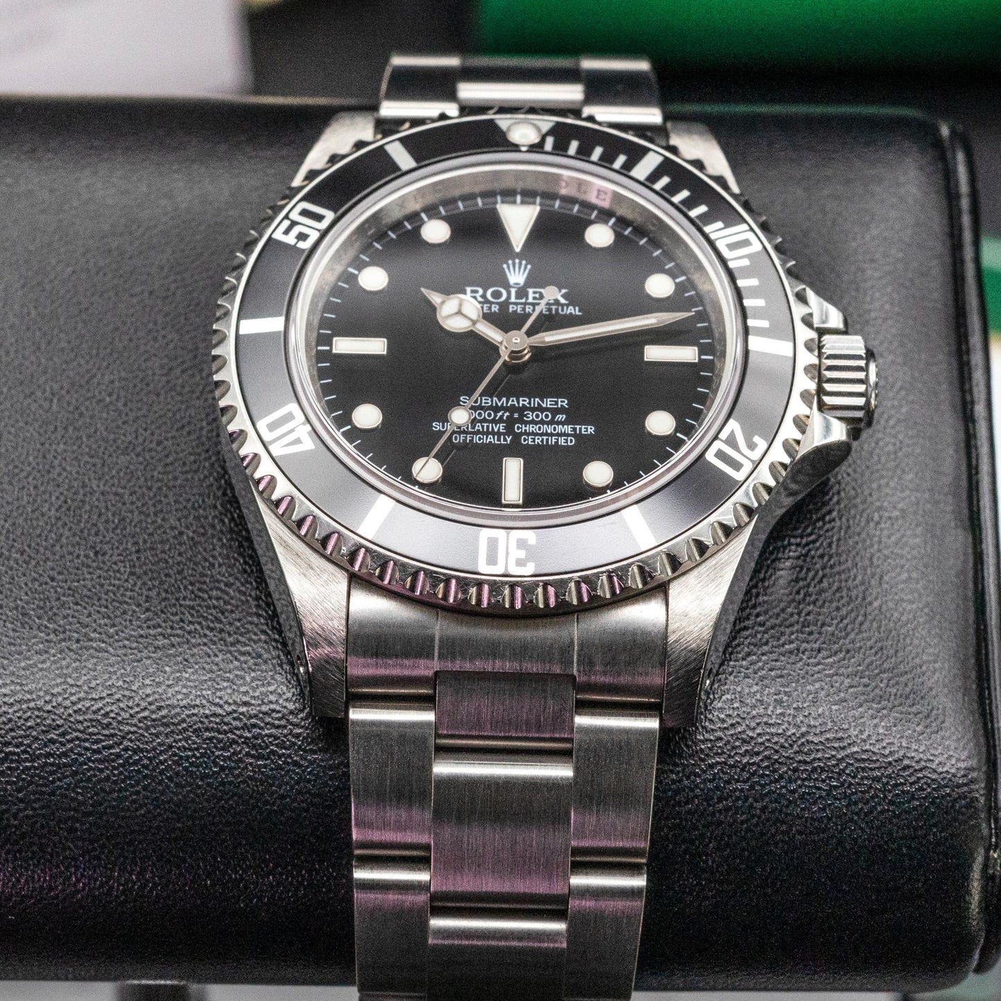 Rolex Submariner No-Date 14060M 40mm
