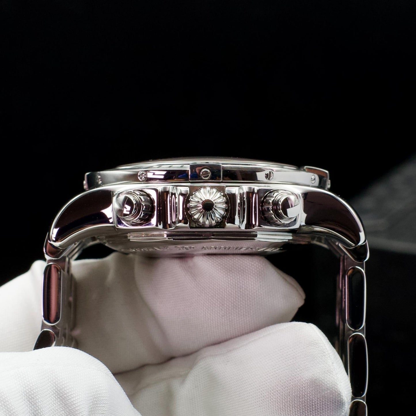 Breitling Chronomat Airborne Special Edition 44mm Black Dial Steel lugs and pushers