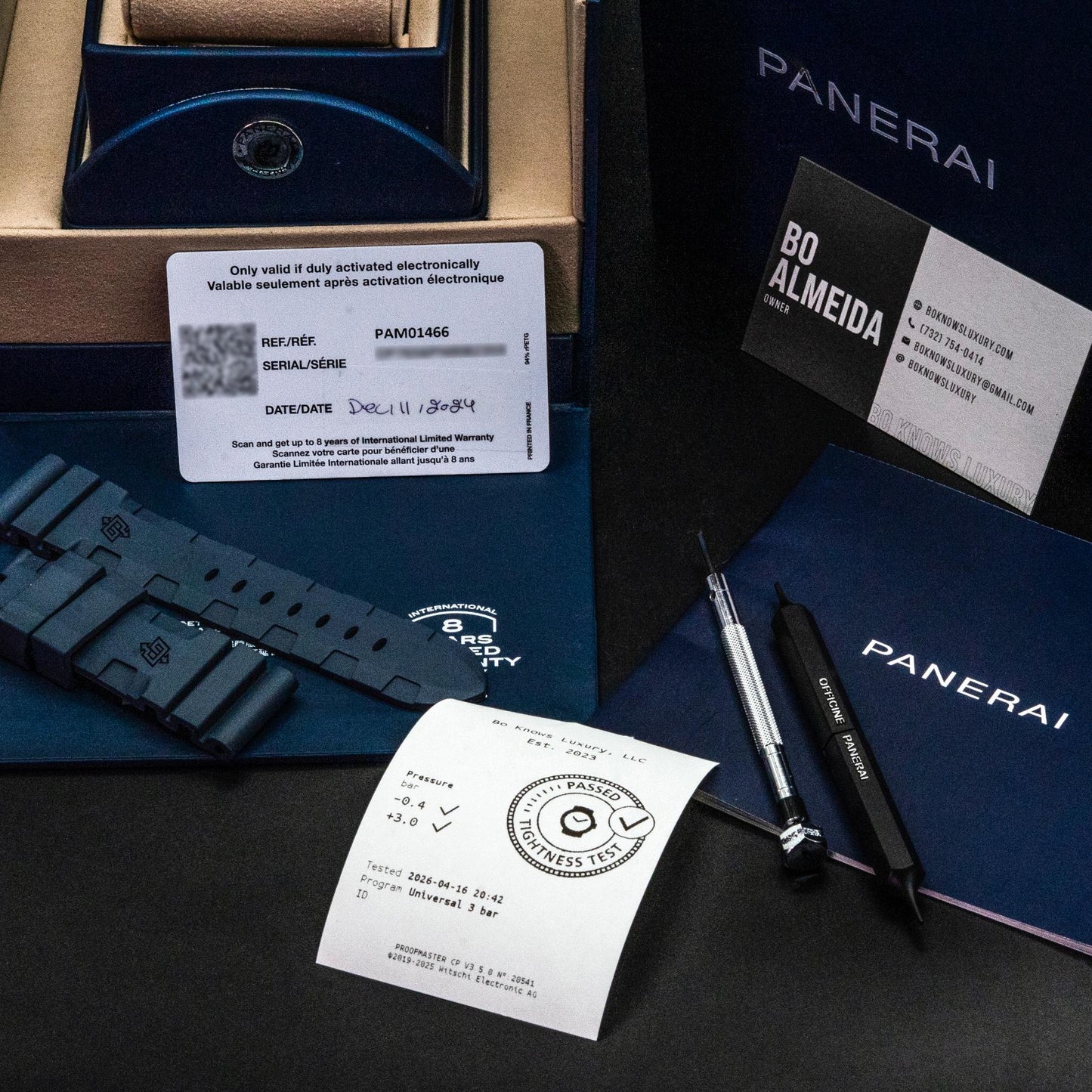 Panerai Submersible Luna Rossa PAM01466 44mm Ti-Ceramitech Blue Box Papers 2024