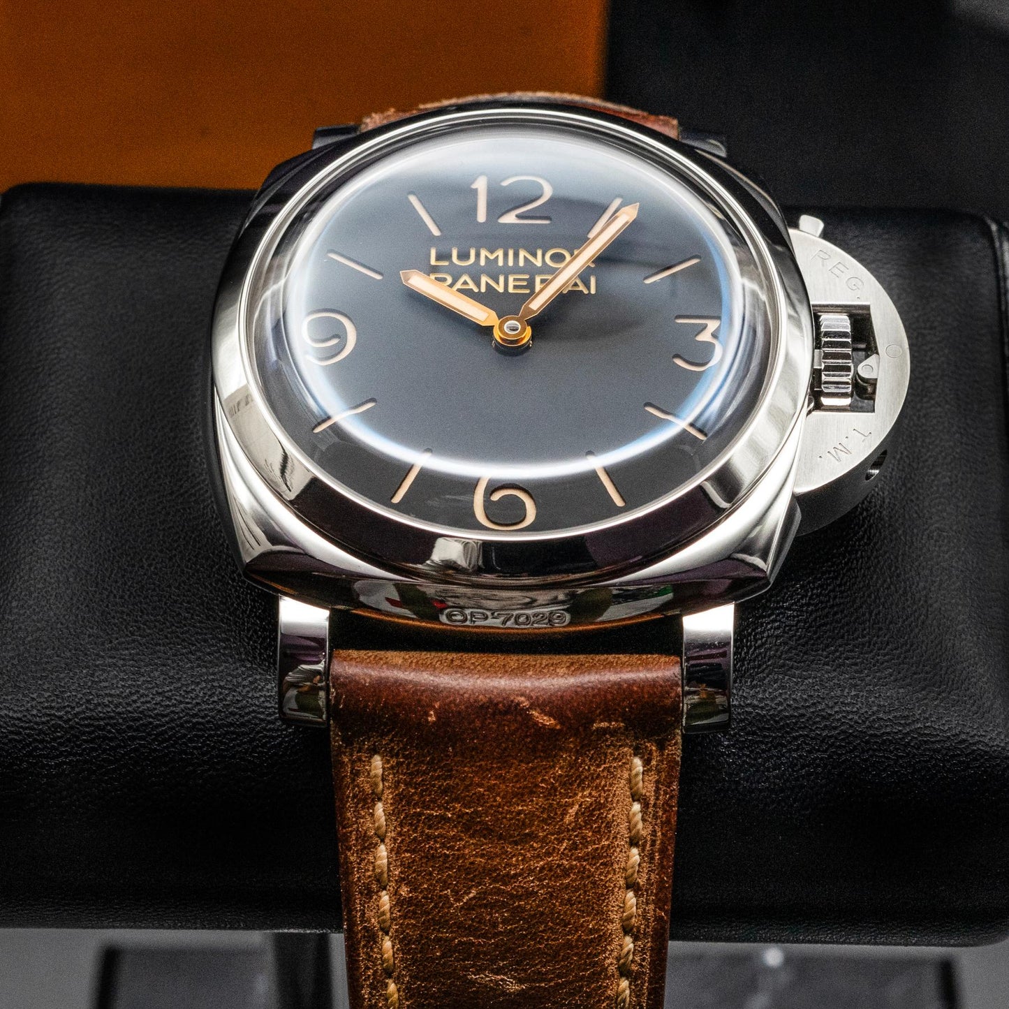 Panerai Luminor PAM00372 47mm Steel Black Dial Box Papers 2016
