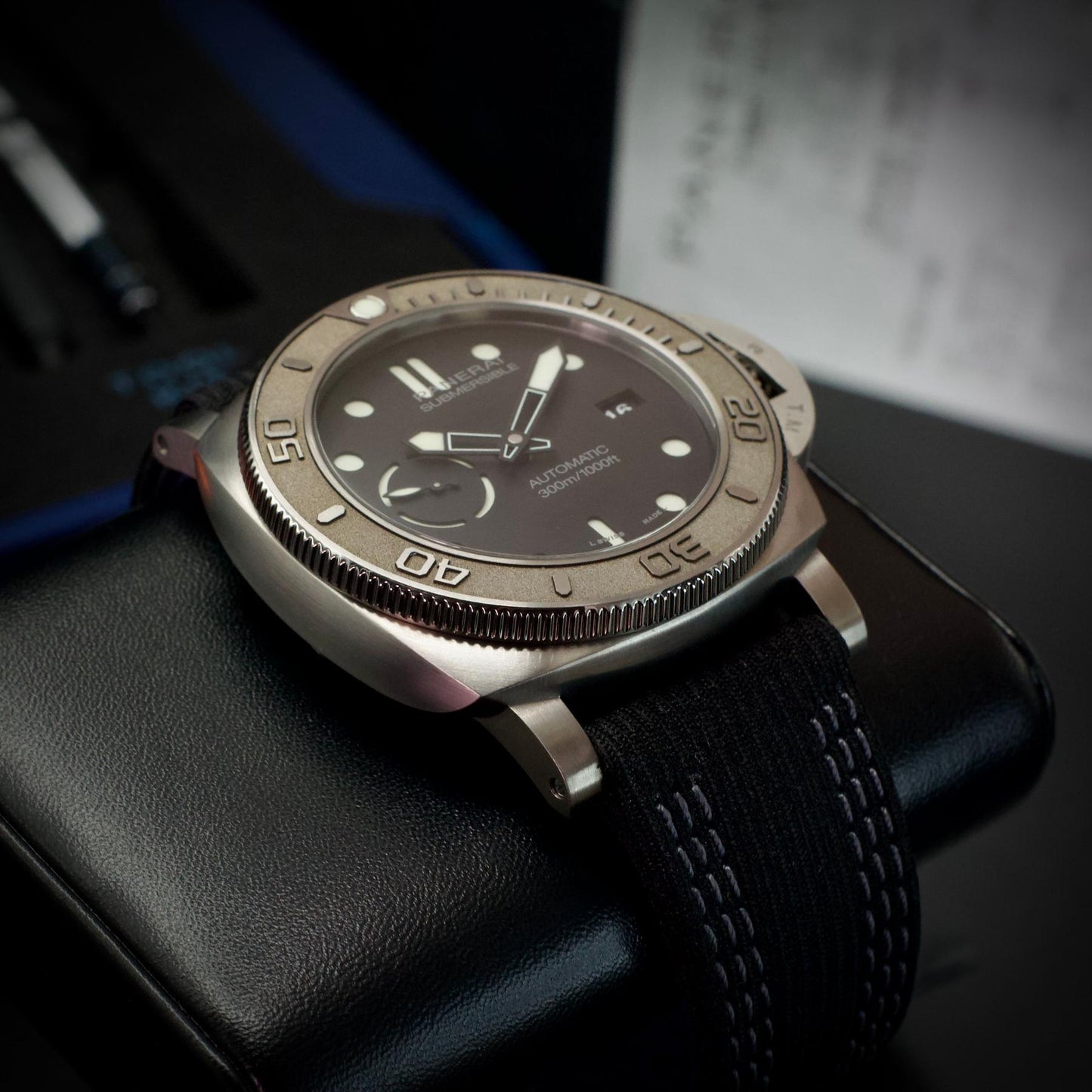 Panerai Submersible Mike Horn PAM00984 47mm EcoTitanium LE 500pcs Box 2020