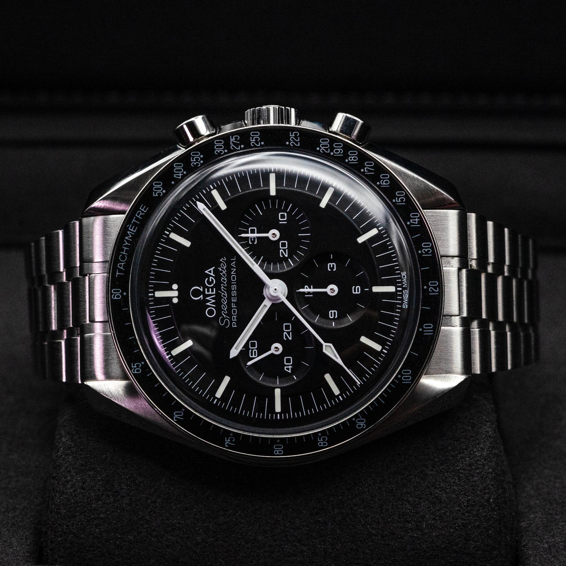 Omega Speedmaster Moonwatch 310.30.42.50.01.001