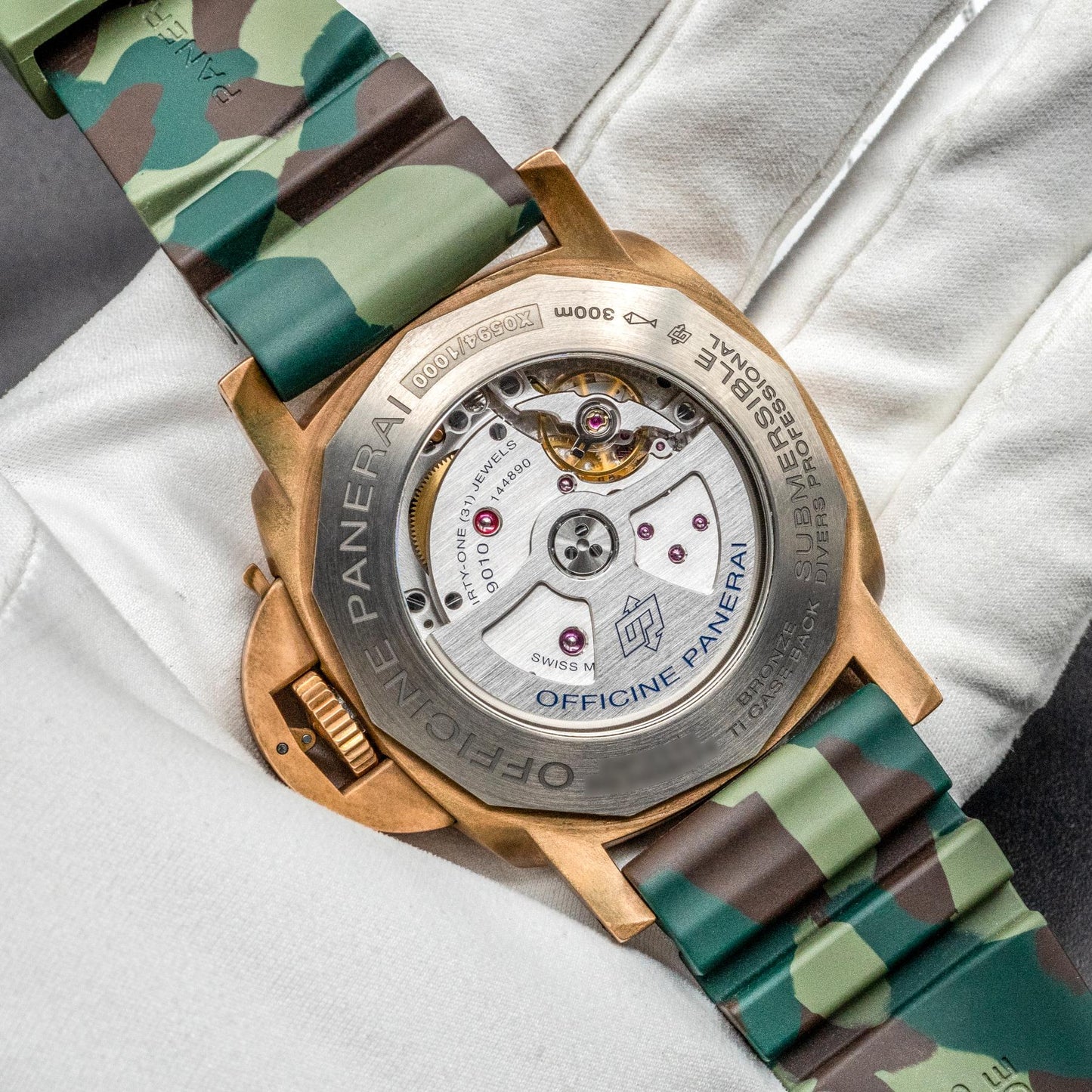 Panerai Submersible Bronzo PAM00968 47mm Bronze Brown Dial Box Papers 2023