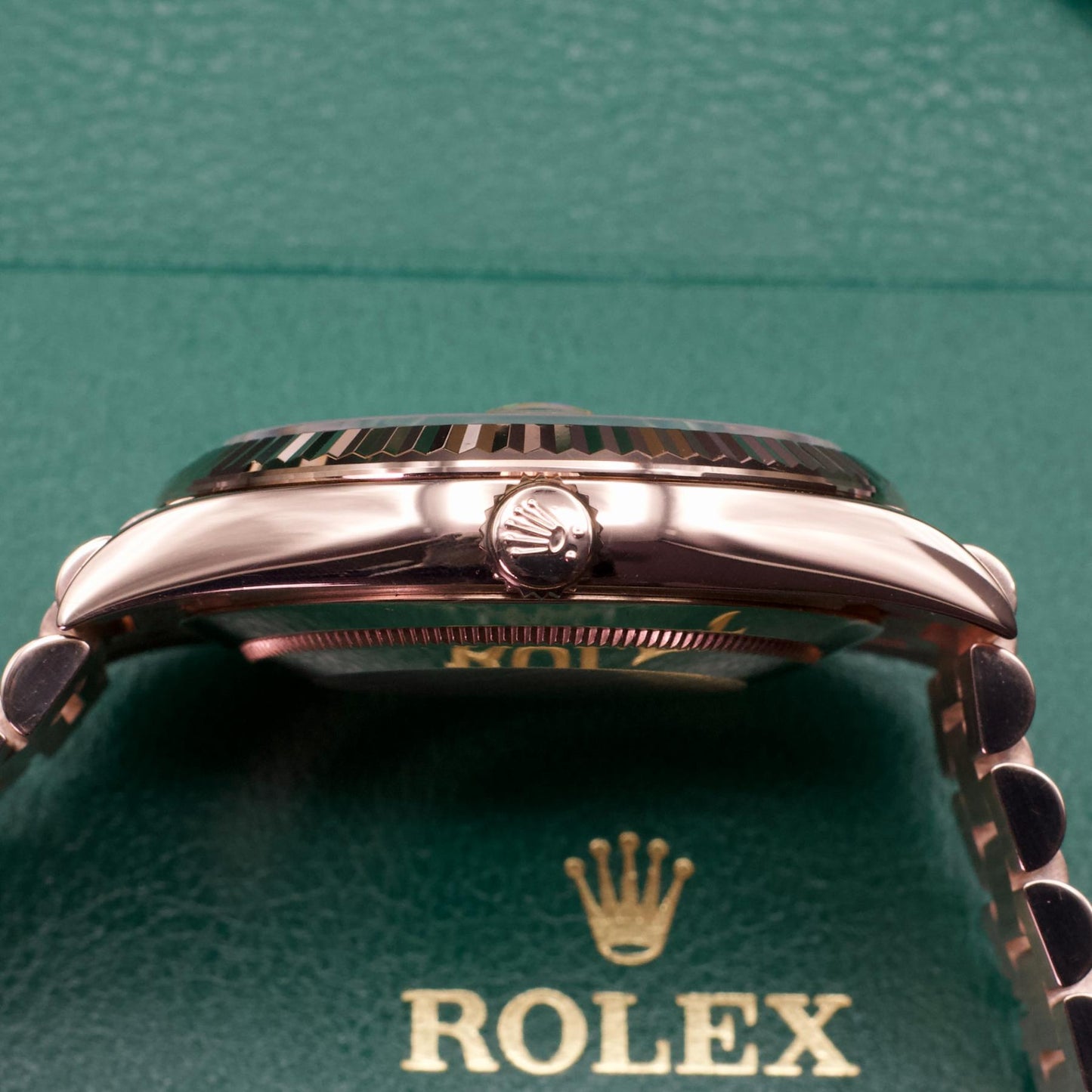 Rolex Day-Date 228235 40mm Everose Gold Chocolate Dial President Papers