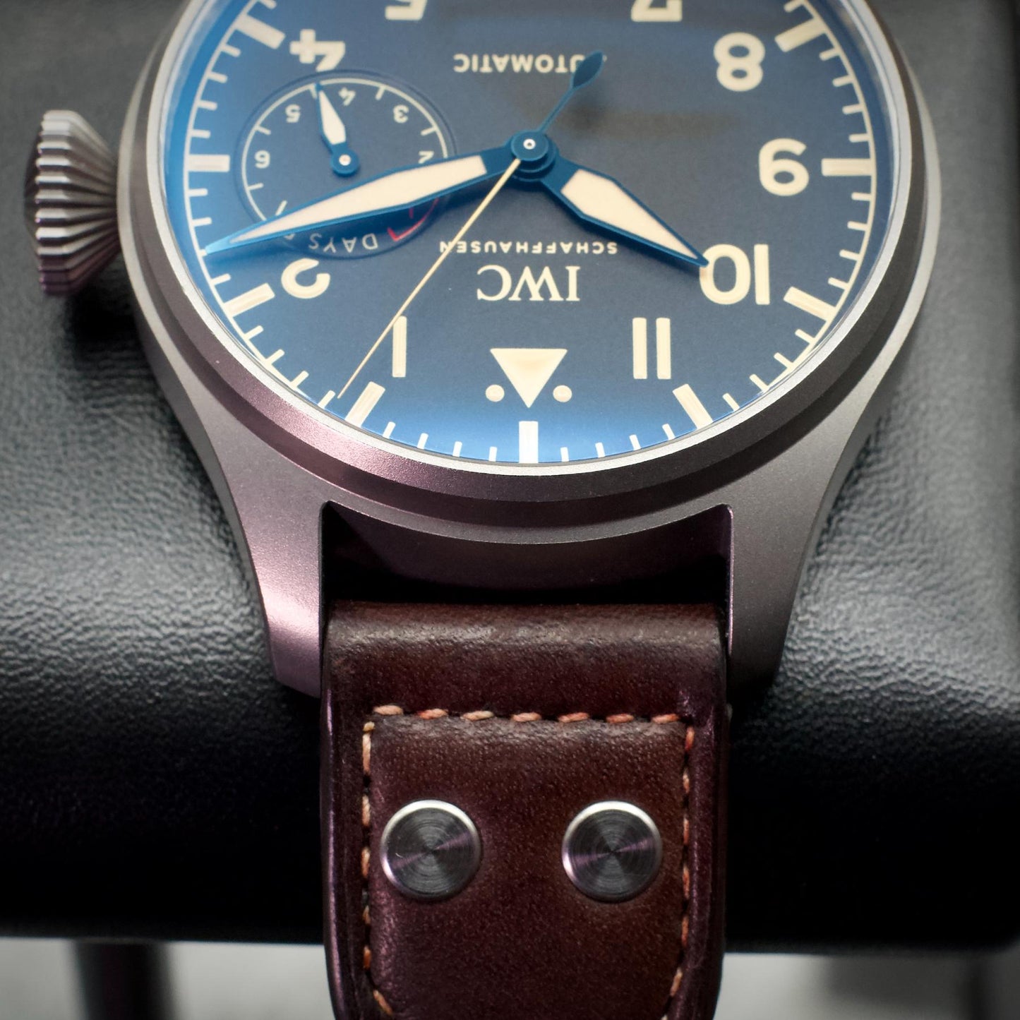 IWC Big Pilot Heritage IW501004 46mm Titanium 7 Day Power Reserve Full Set