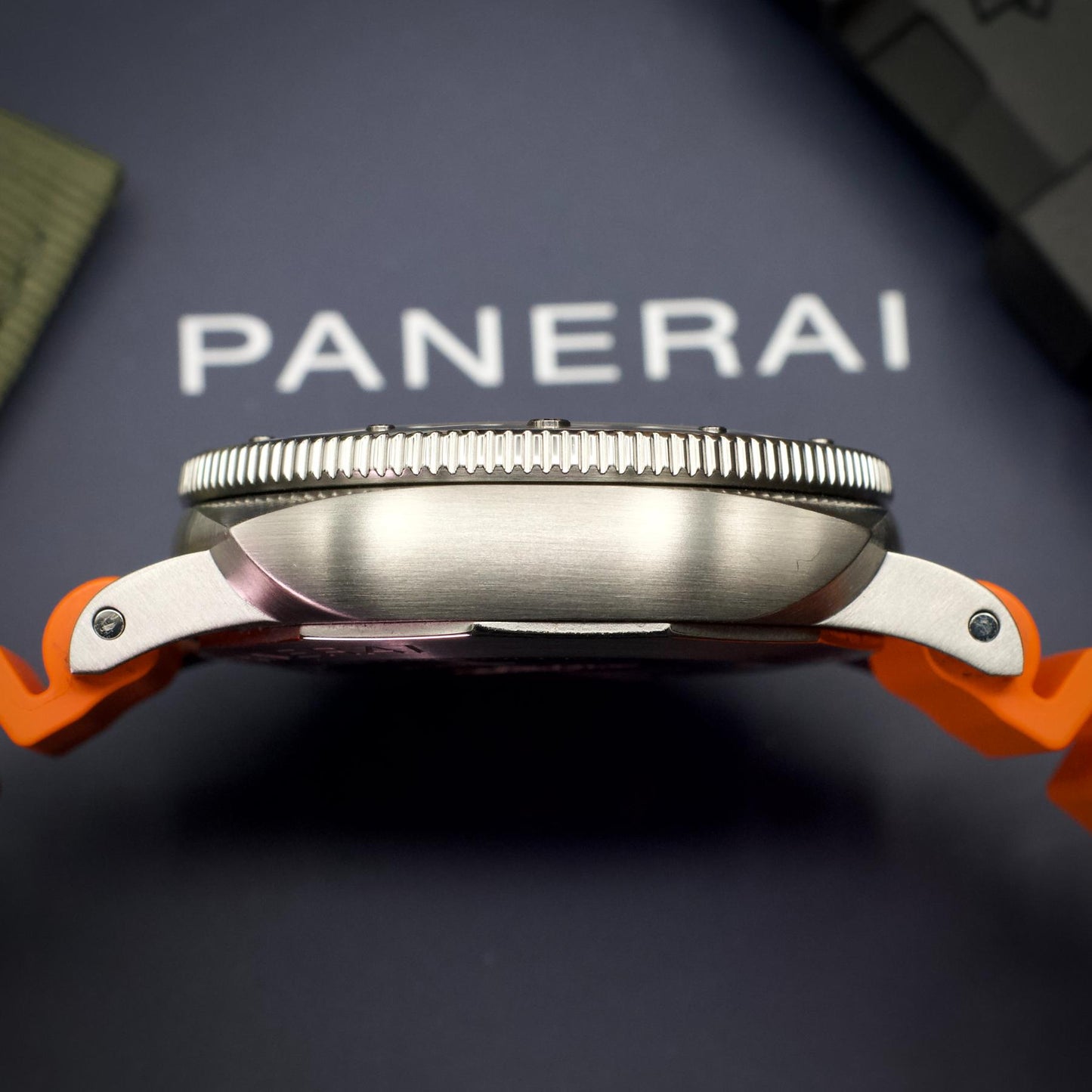 Panerai PAM01590 Submersible Bianco 42mm Steel White Dial Full Set 2025