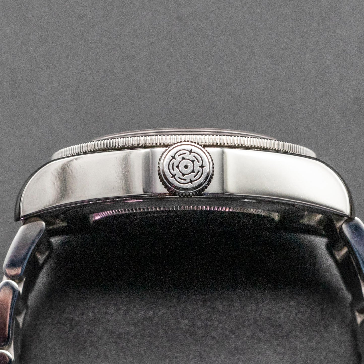 Tudor Black Bay 79220R 41mm Steel Burgundy Bezel Lug