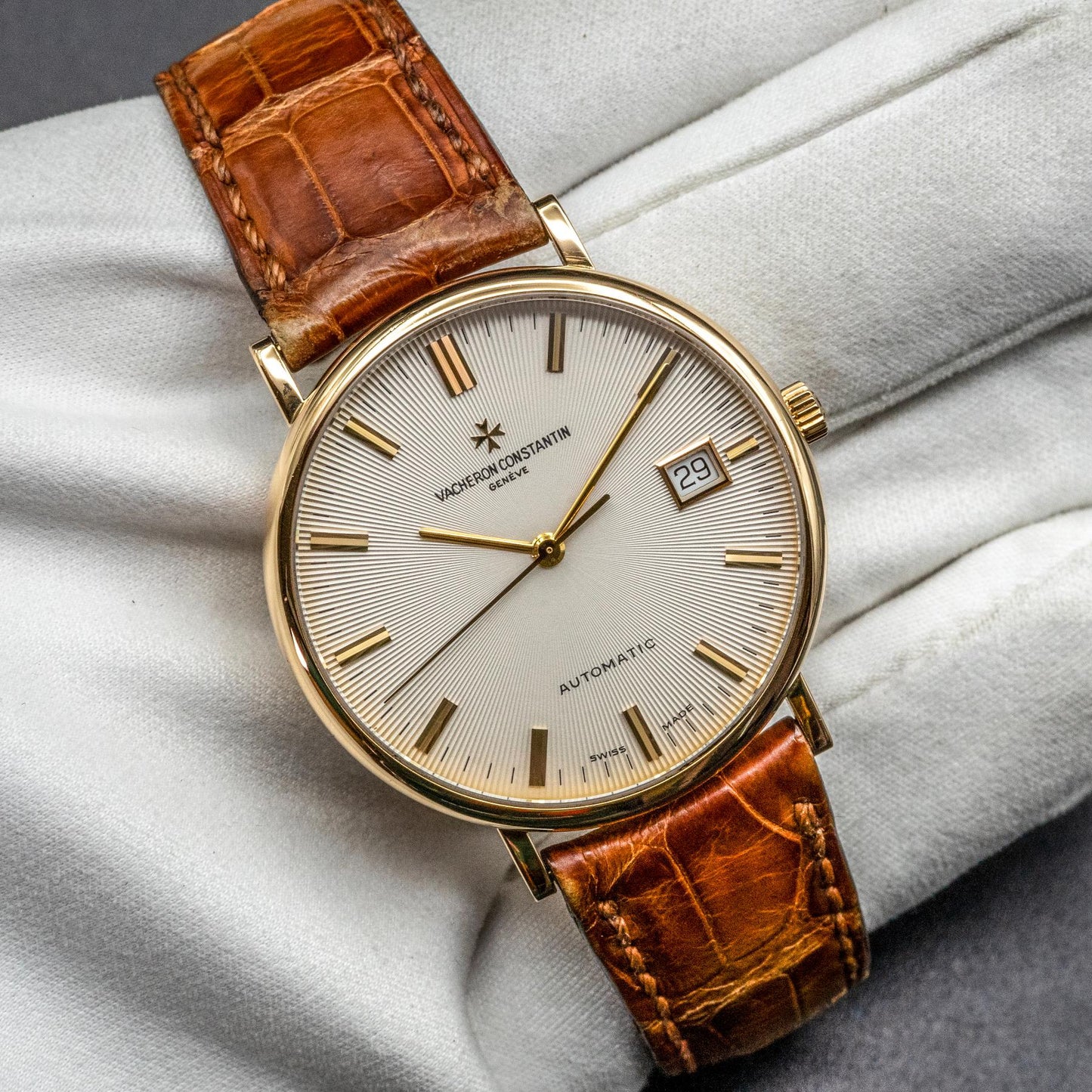 Vacheron Constantin Patrimony 42002 35mm Yellow Gold Champagne Dial Papers