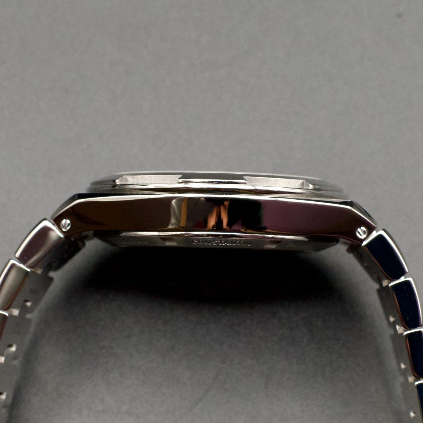 Vacheron Constantin Overseas 4500V/110A-B483 41mm Steel Black Dial Box Papers