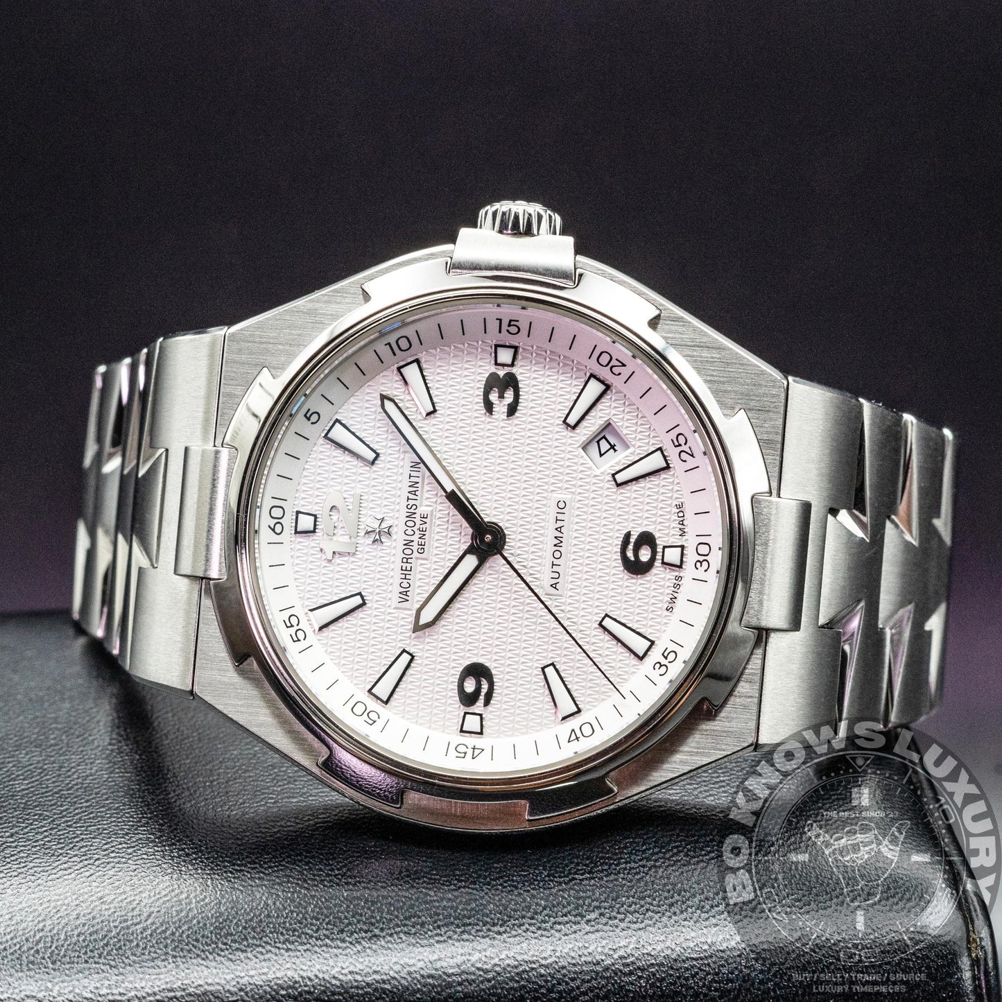 Vacheron Constantin Overseas 47040 B01A-9093 42mm Steel Silver Dial 2015