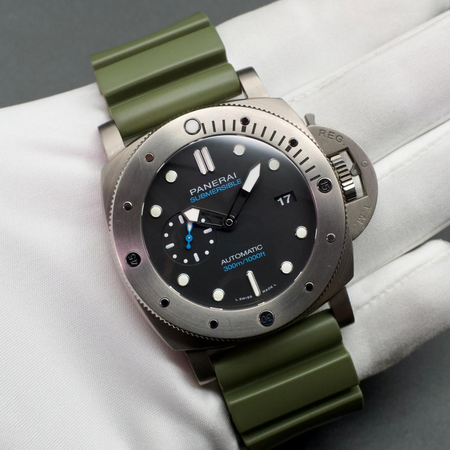 Panerai Luminor Submersible 1950 PAM01305 47mm Titanium Box Papers 2022