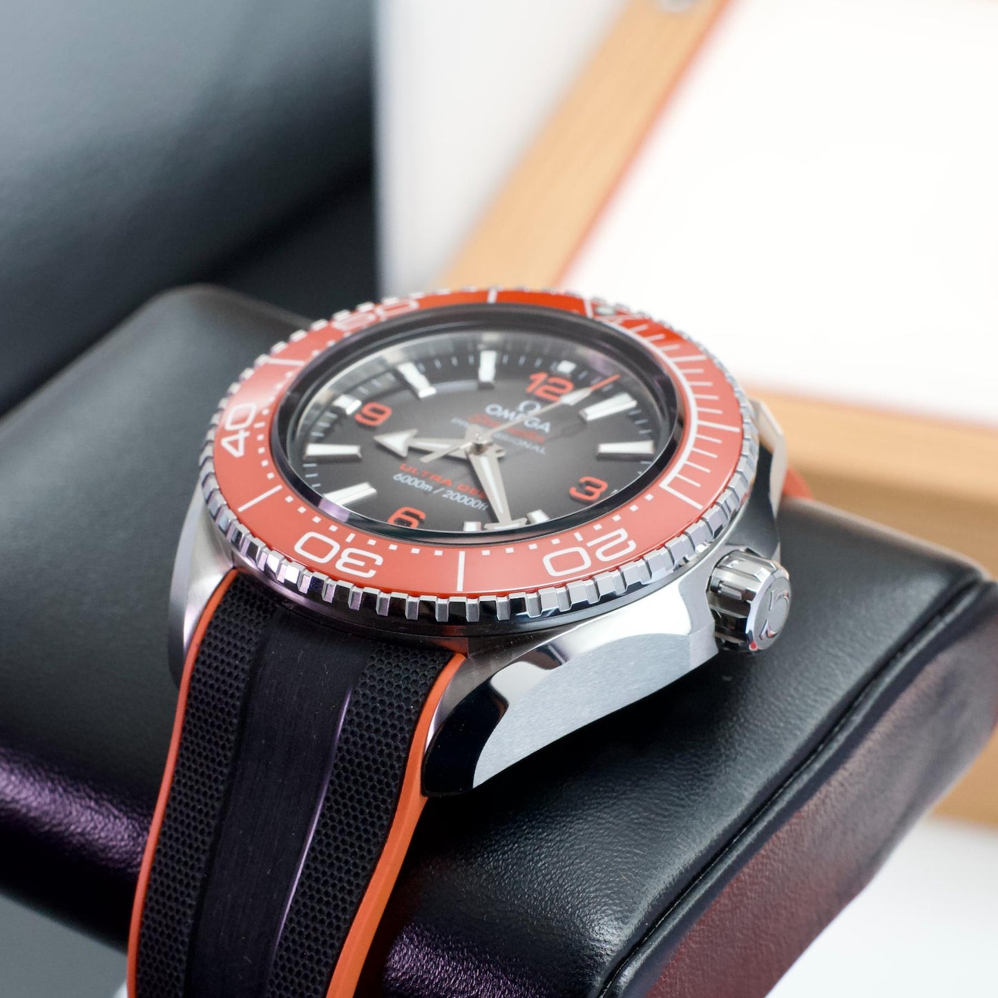 Omega Ultra Deep 6000M 45.5mm O-MEGASTEEL Grey Dial 215.32.46.21.06.001