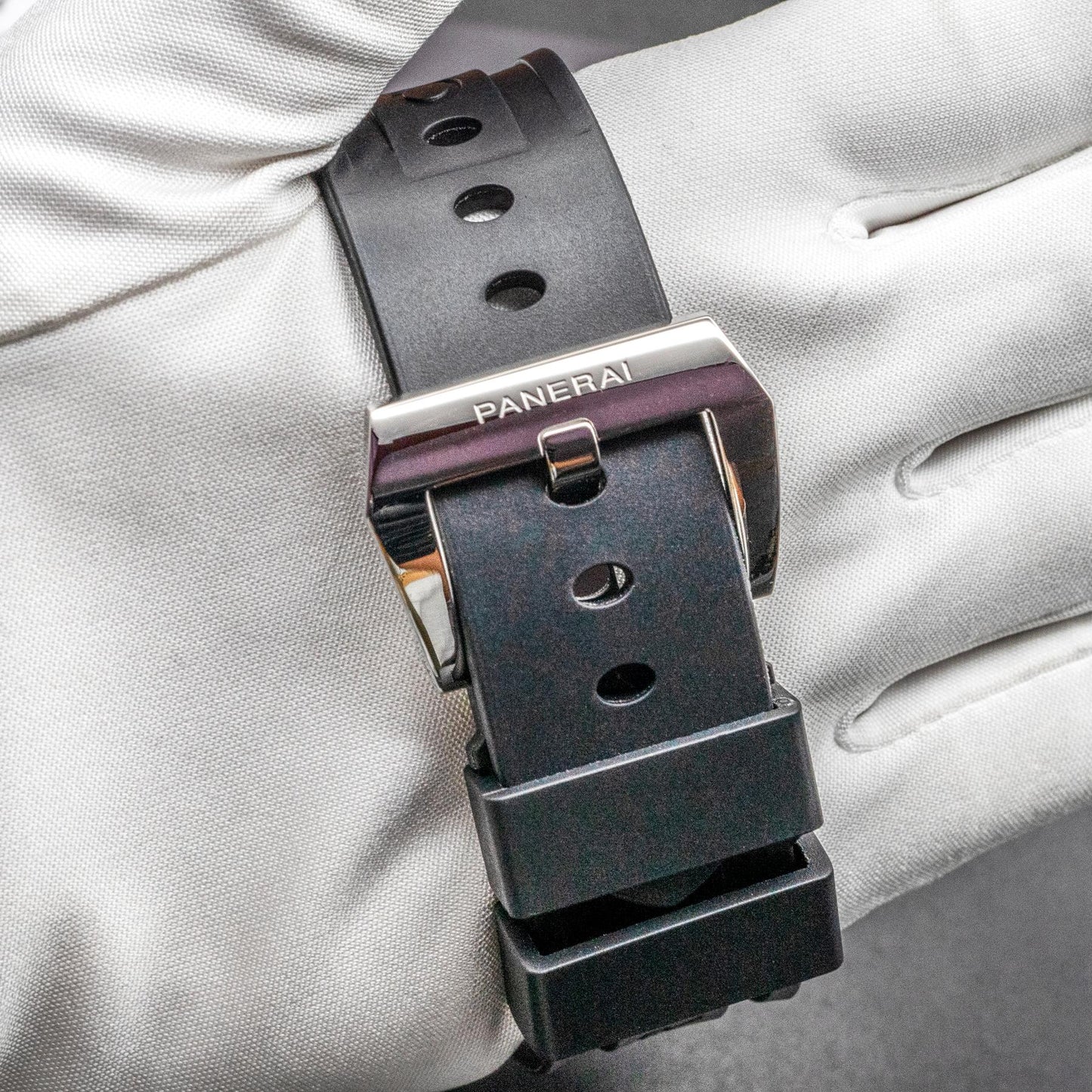 Panerai Luminor Base PAM00112 44mm Black Dial Manual Wind Box Papers 2015