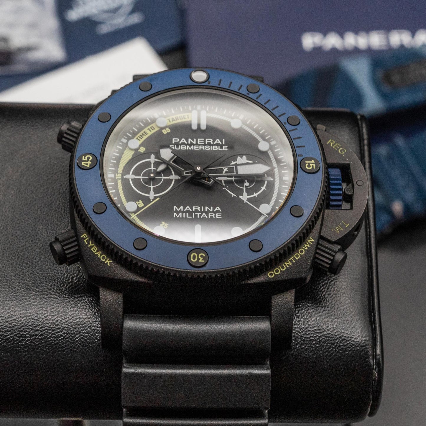 Panerai Submersible Forze Speciali PAM02239 47mm Titanium DLC 2024
