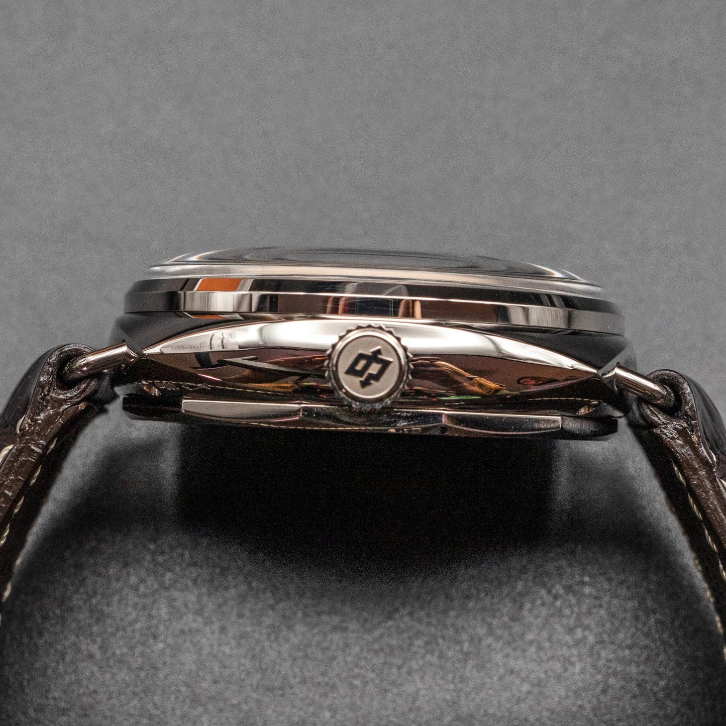 PAM00376 White Gold California Dial Lug