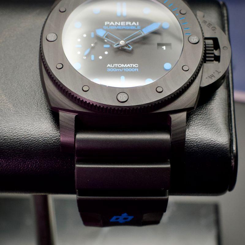 Panerai PAM02616 Submersible Carbotech 47mm Black Dial 2024 Full Set