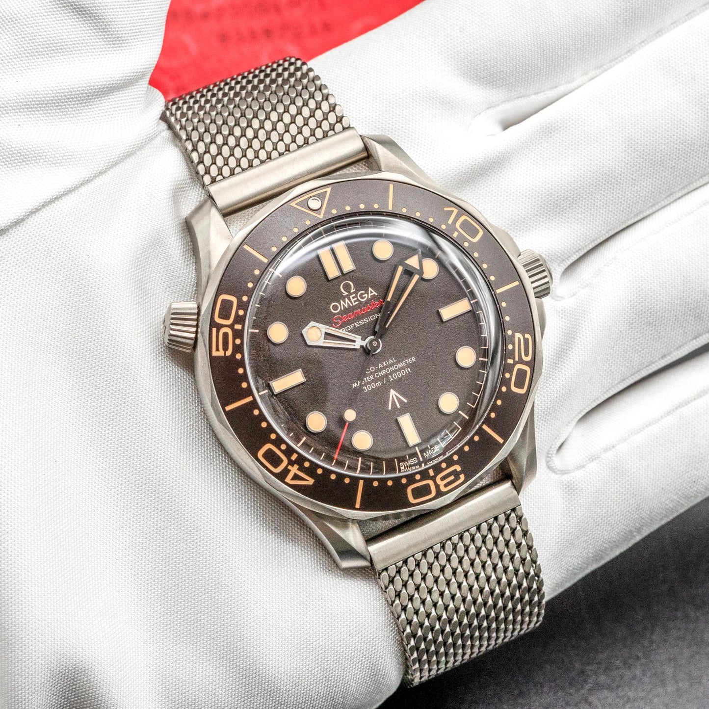 Omega Seamaster 007 No Time To Die 210.90.42.20.01.001 42mm Titanium Box Papers 2022