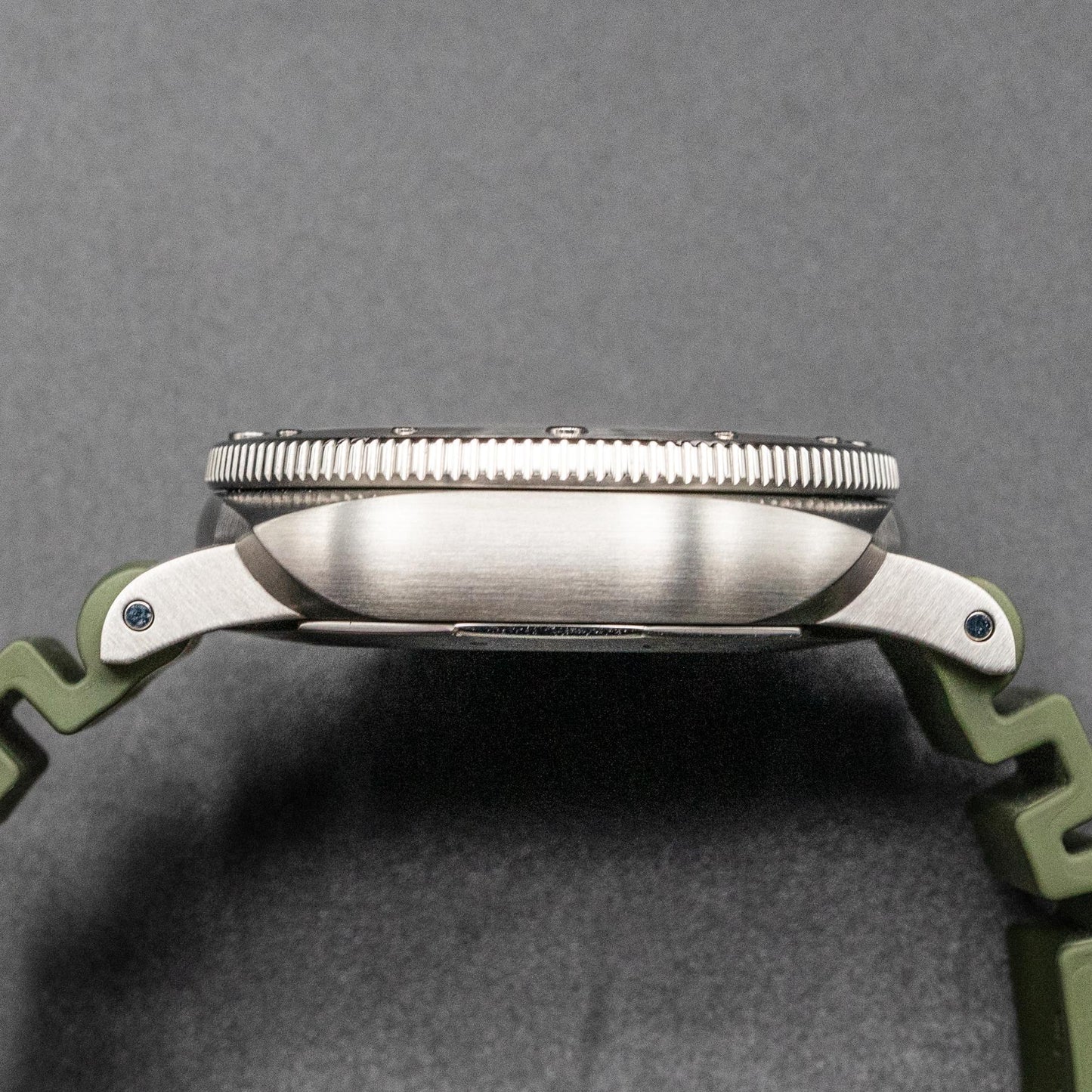 Panerai Submersible Verde Militare PAM01055 42mm Green Dial Box Papers 2020