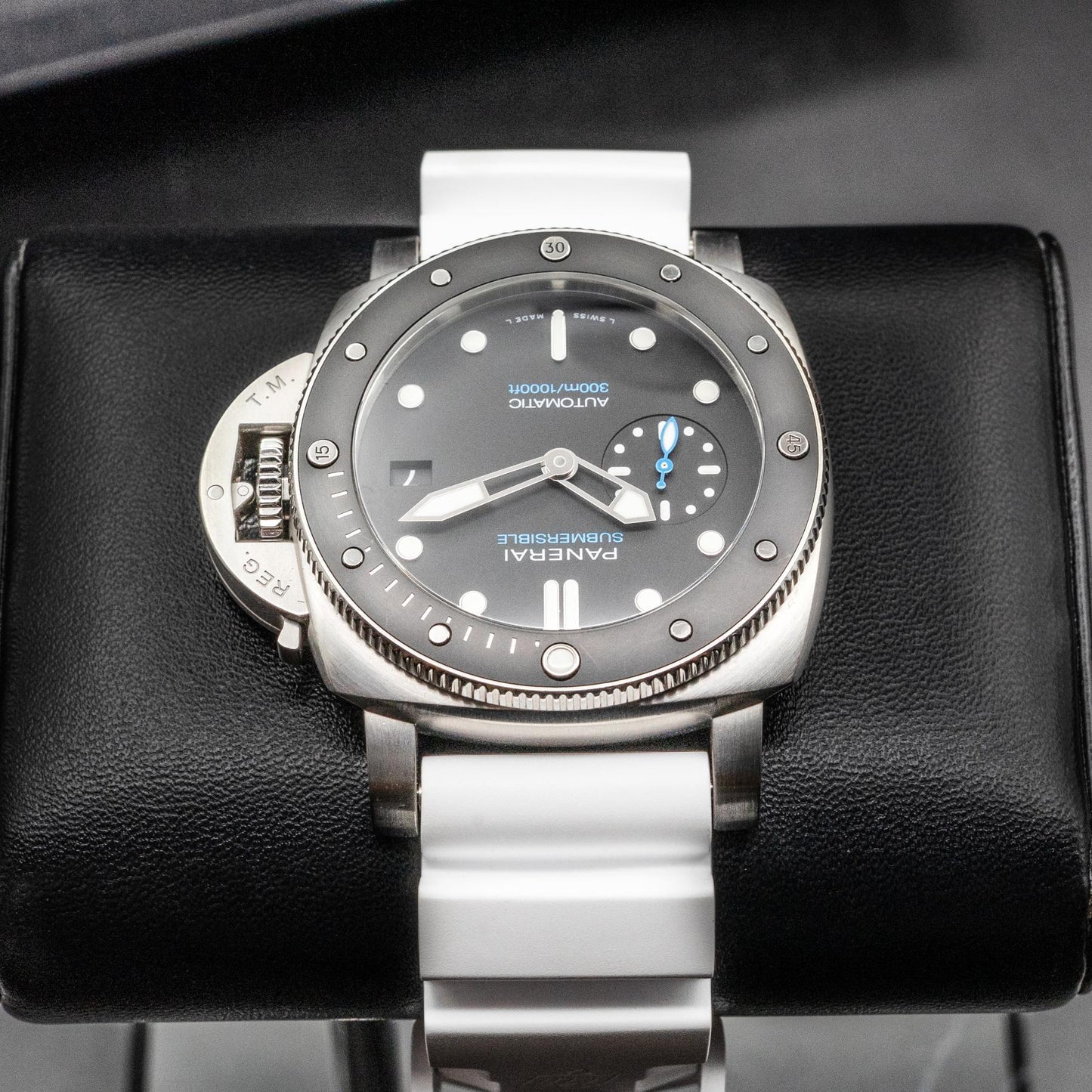 Panerai Submersible PAM00683 42mm Steel Black Dial Box Papers 2020