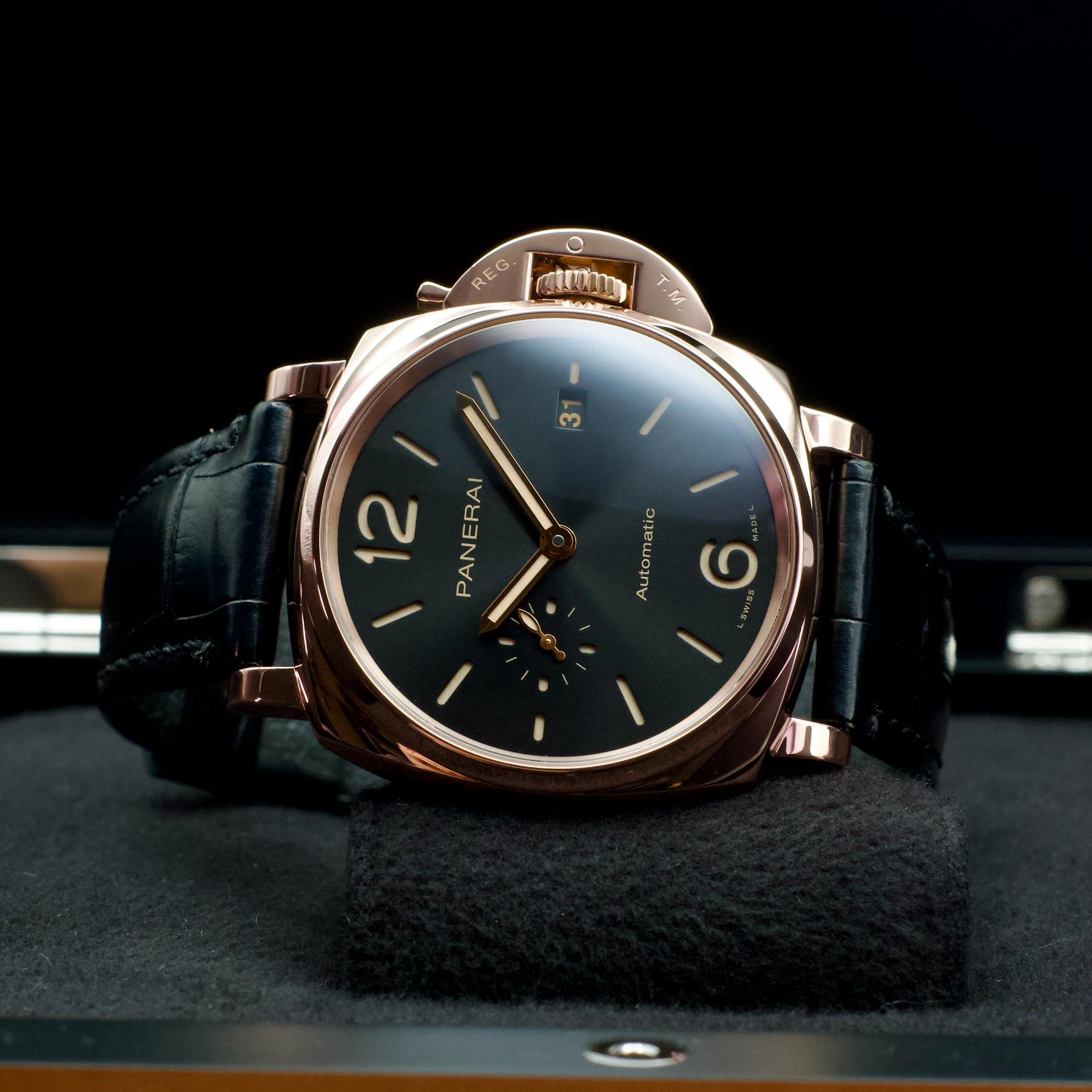 PAM01041 Luminor Due Goldtech Black Dial 42mm Front view