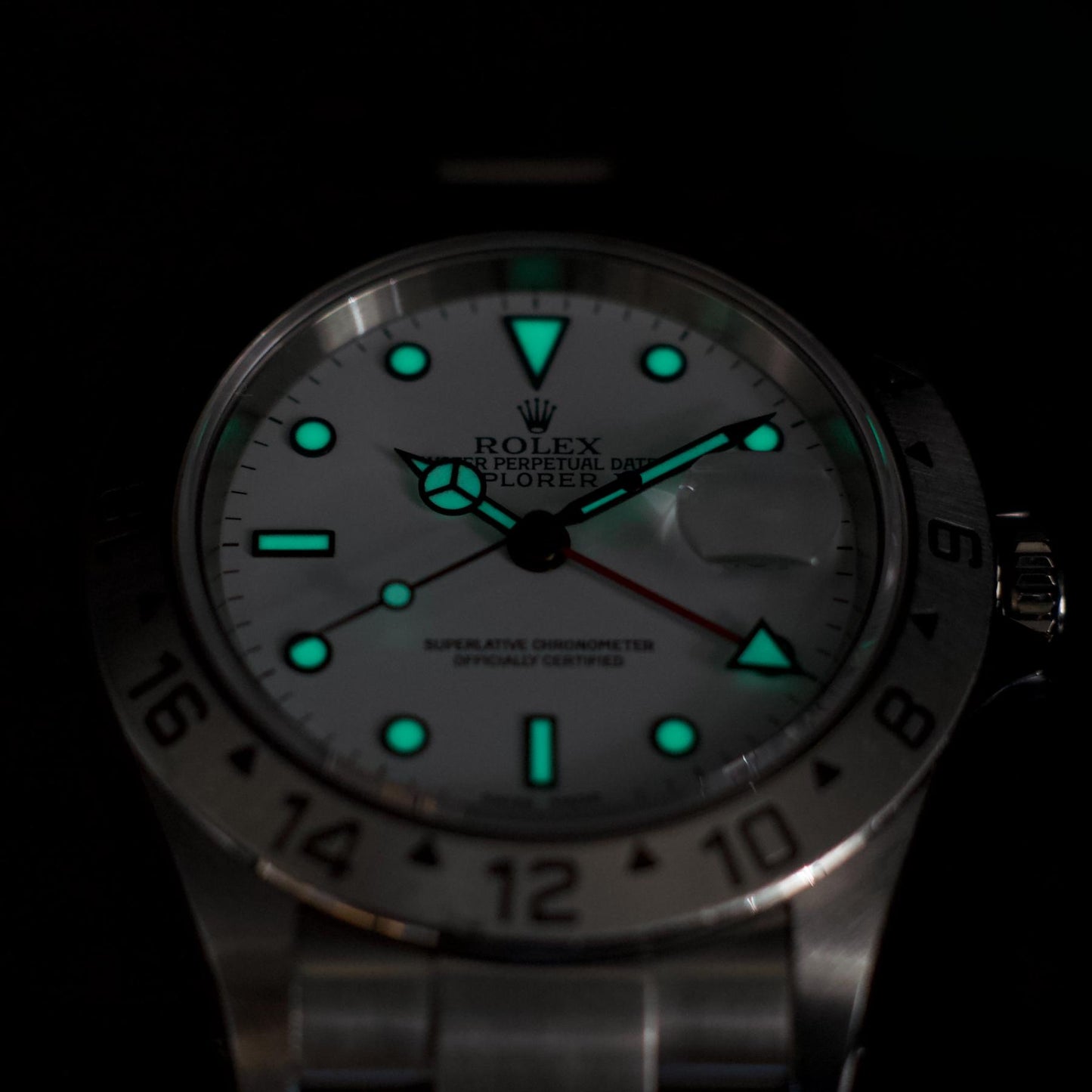 Rolex Explorer II 16570 Polar White Dial 40mm Steel Bracelet Box Year 1999