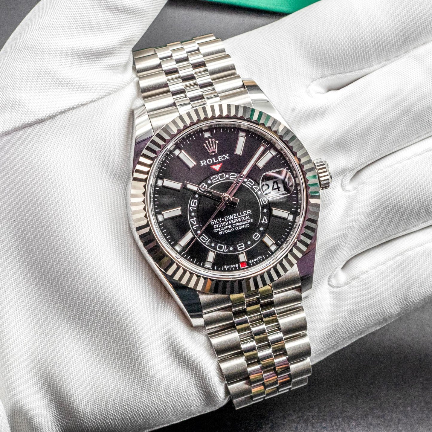 Rolex Sky-Dweller 336934 42mm White Rolesor Black Dial Jubilee Box Papers 2026