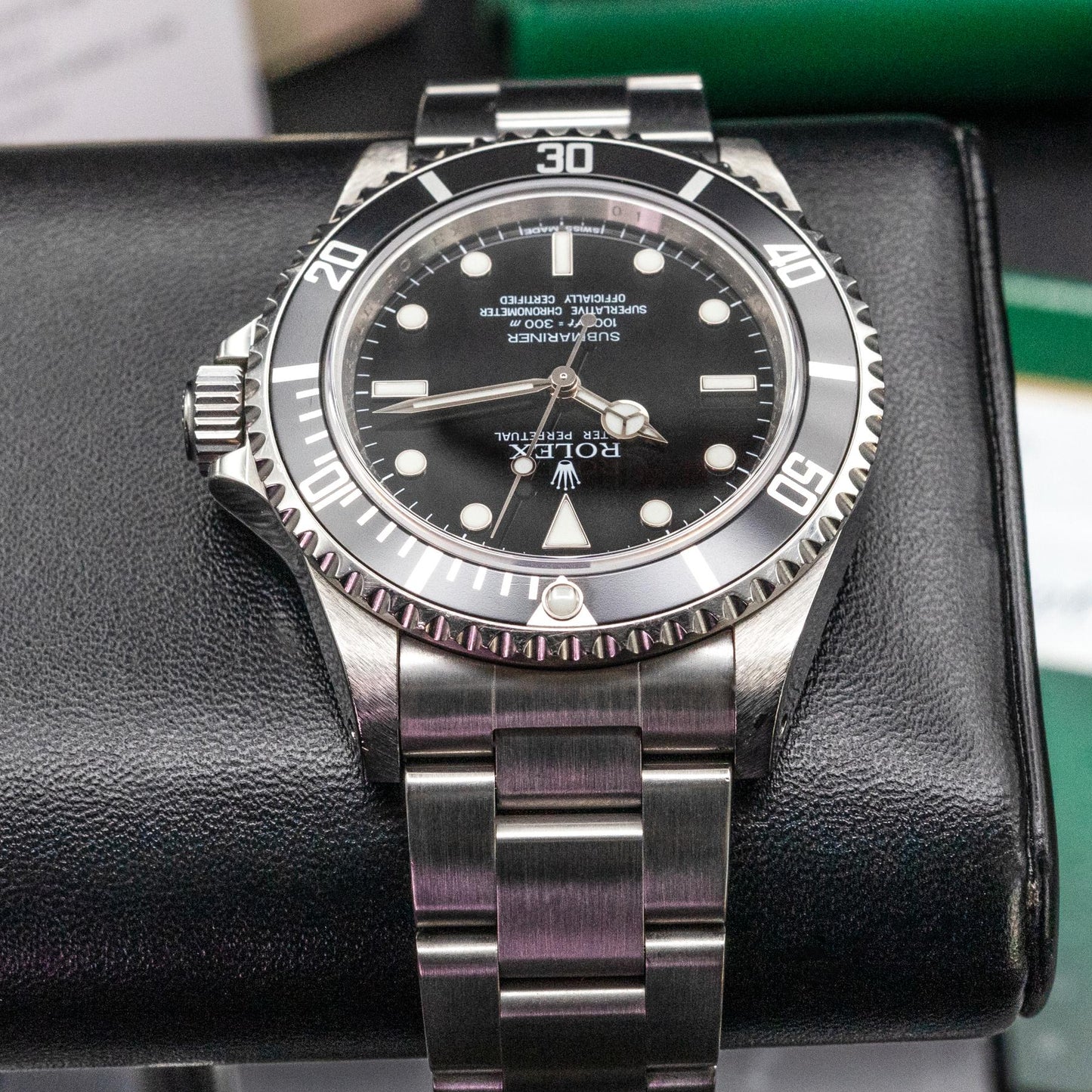 Rolex Submariner No-Date 14060M 40mm