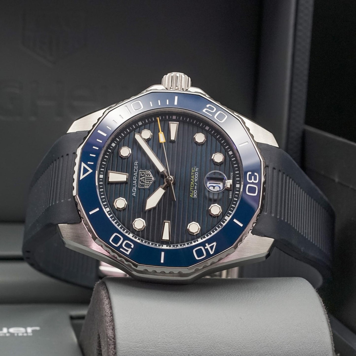 TAG Heuer Aquaracer Professional 300 43mm Blue Dial Steel Full Kit 2023
