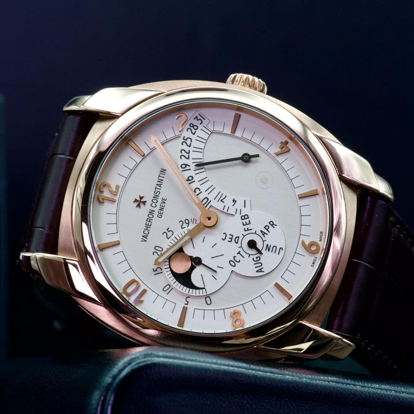 Vacheron Constantin Quai De L'Ile 86040/000R-I0P29 43mm Pink Gold Box Papers