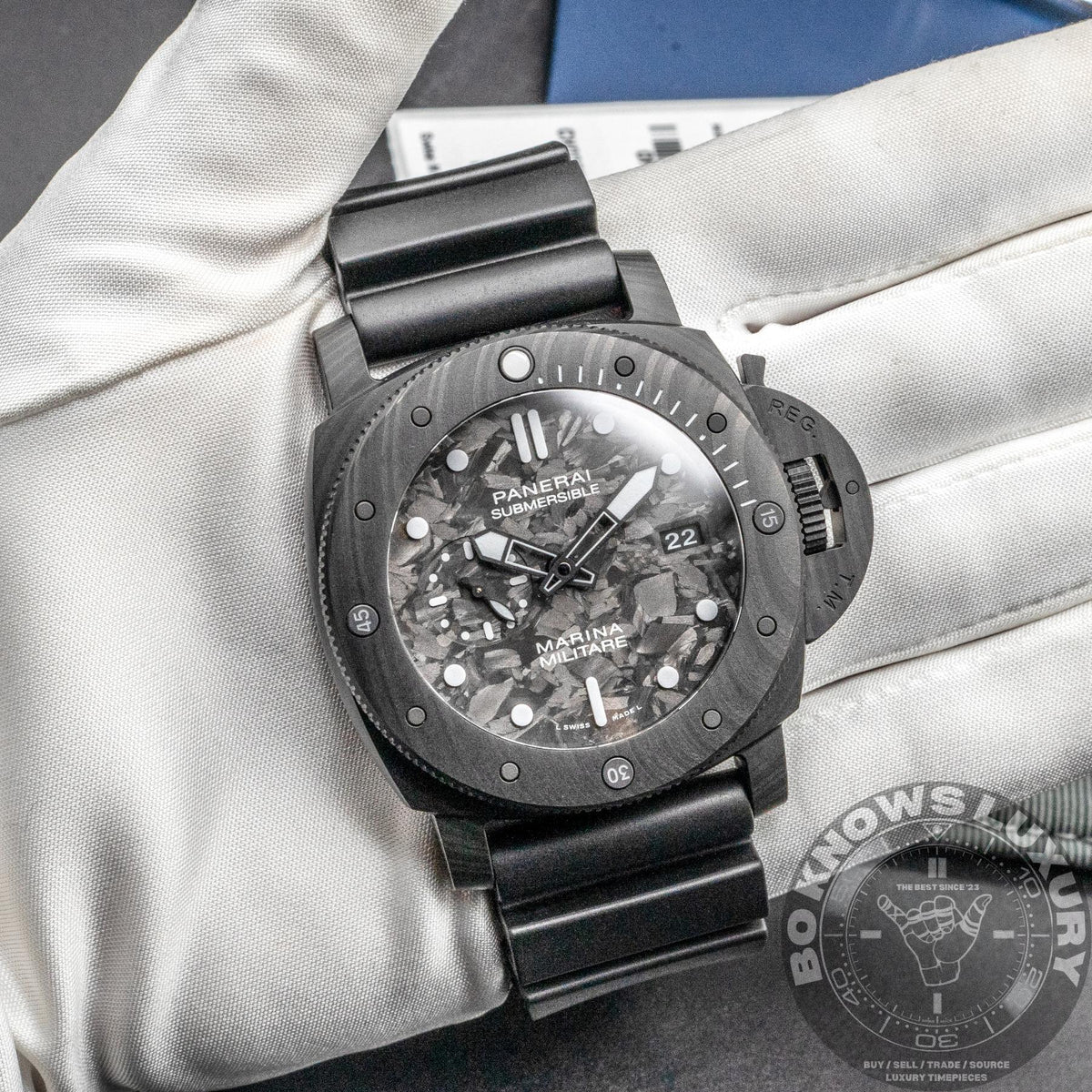 Panerai Submersible Marina Militare PAM02979 47mm Carbotech Box Papers 2025