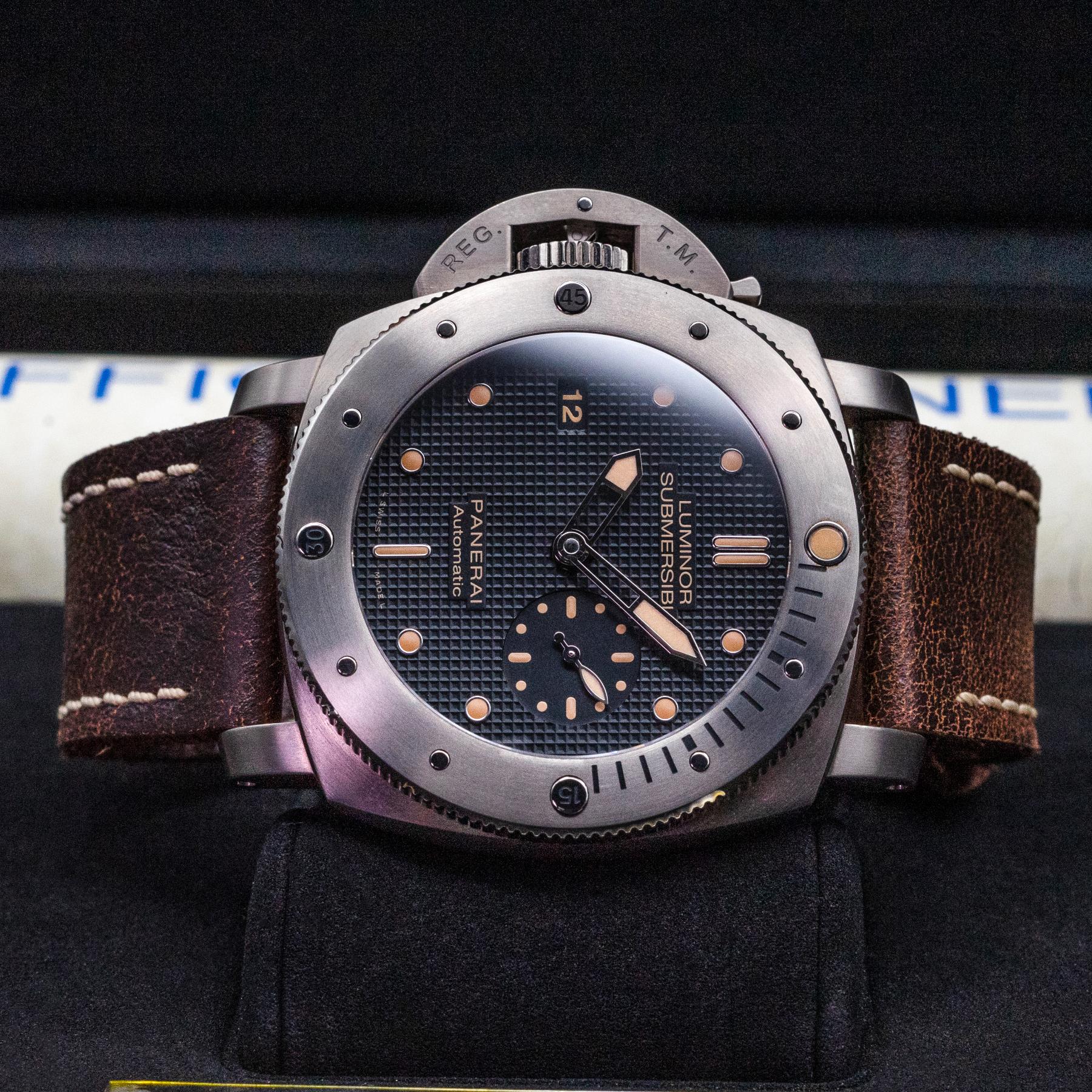 Left-Handed PAM00569