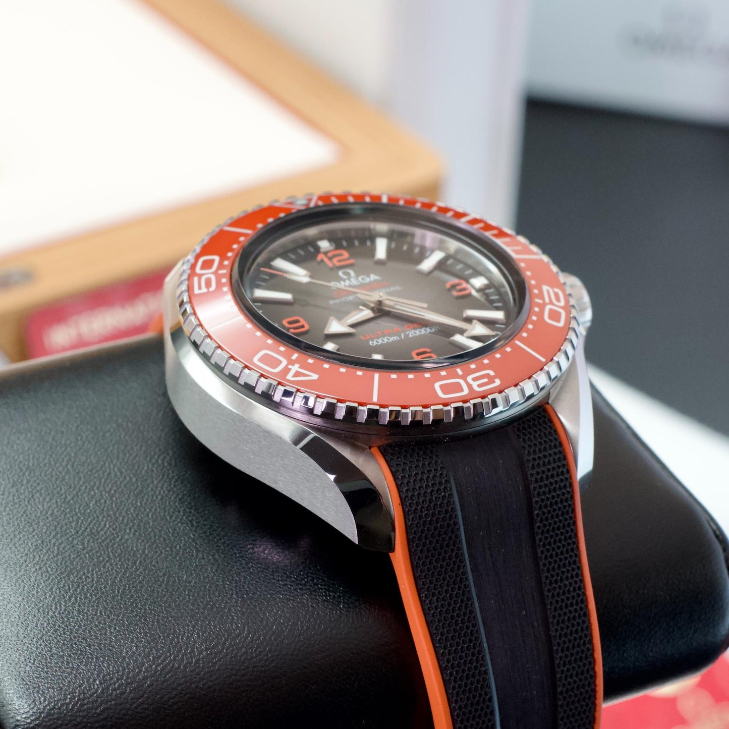 Omega Ultra Deep 6000M 45.5mm O-MEGASTEEL Grey Dial 215.32.46.21.06.001