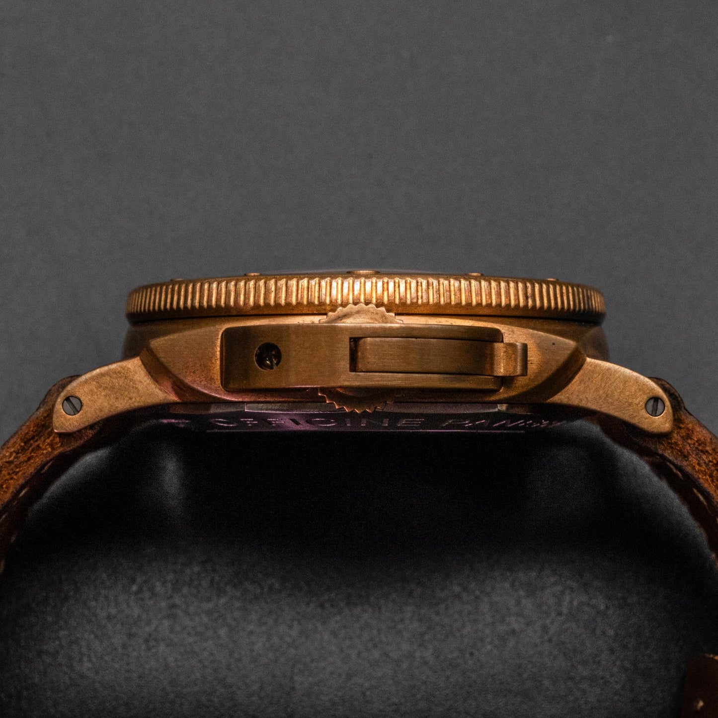 Panerai Luminor Submersible 1950 Bronzo PAM00671 47mm Blue Dial Box Papers 2017