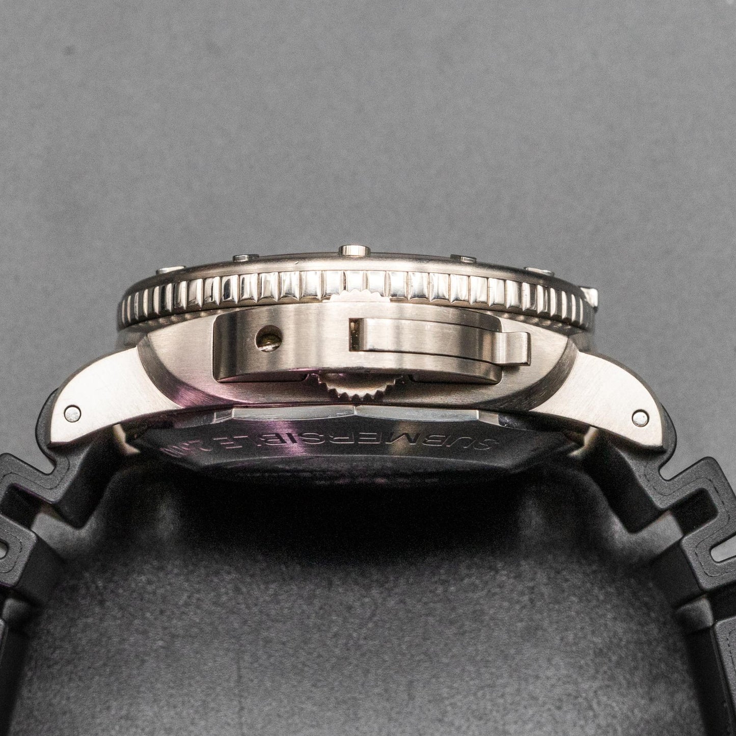 Panerai Submersible 1950 2500m PAM00364 Titanium
