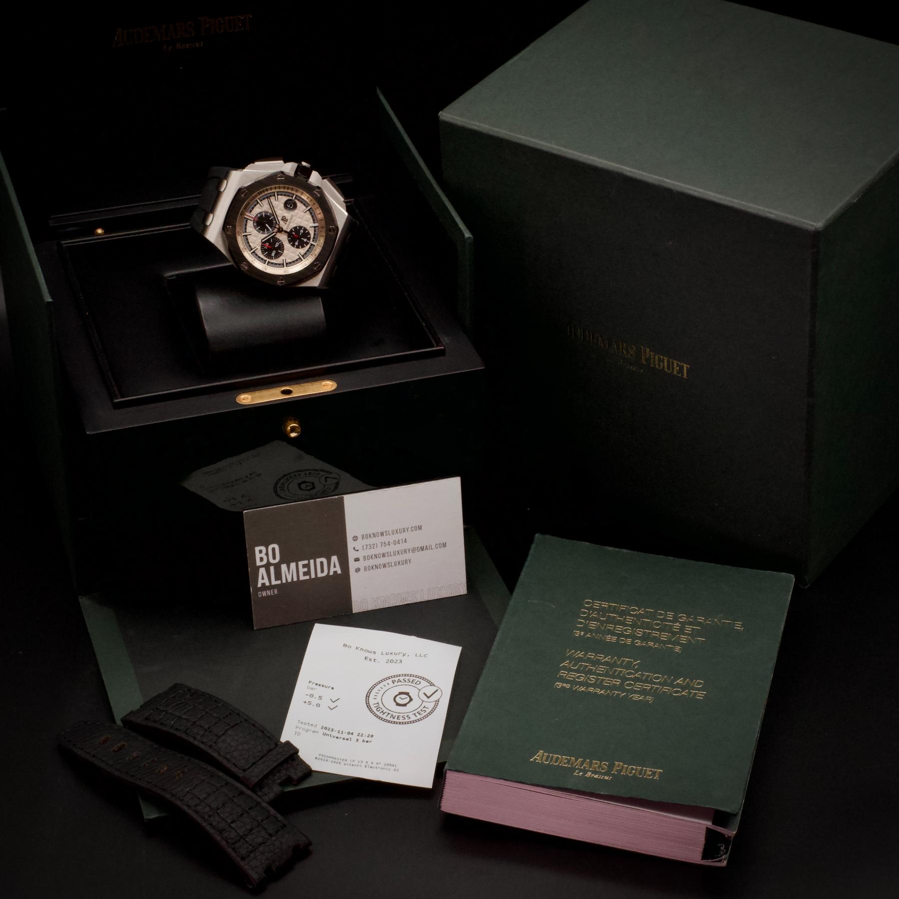 Audemars Piguet Royal Oak Offshore 26400SO Panda Dial 44mm 2016 Full Set