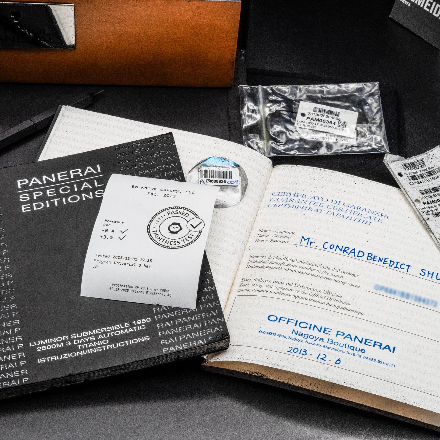 Panerai Submersible 1950 2500m PAM00364 Titanium