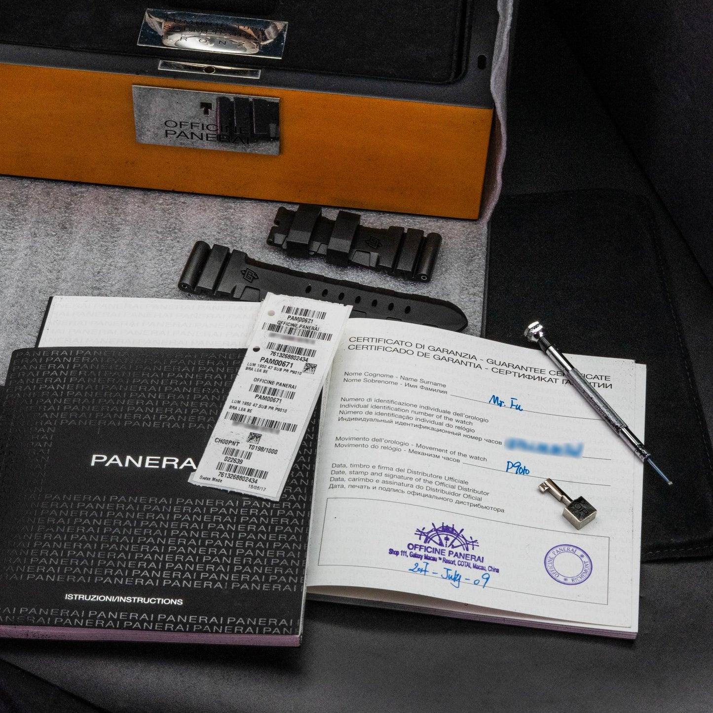 Panerai Luminor Submersible 1950 Bronzo PAM00671 47mm Blue Dial Box Papers 2017