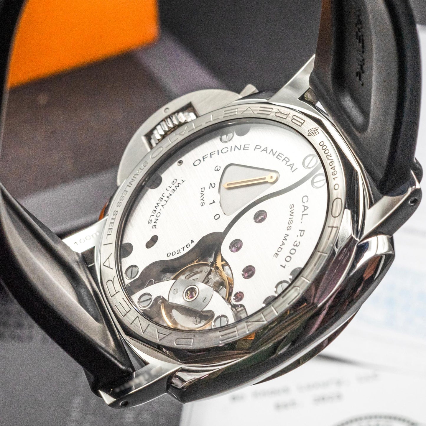 PAM00422 47mm Steel Black Dial Movement