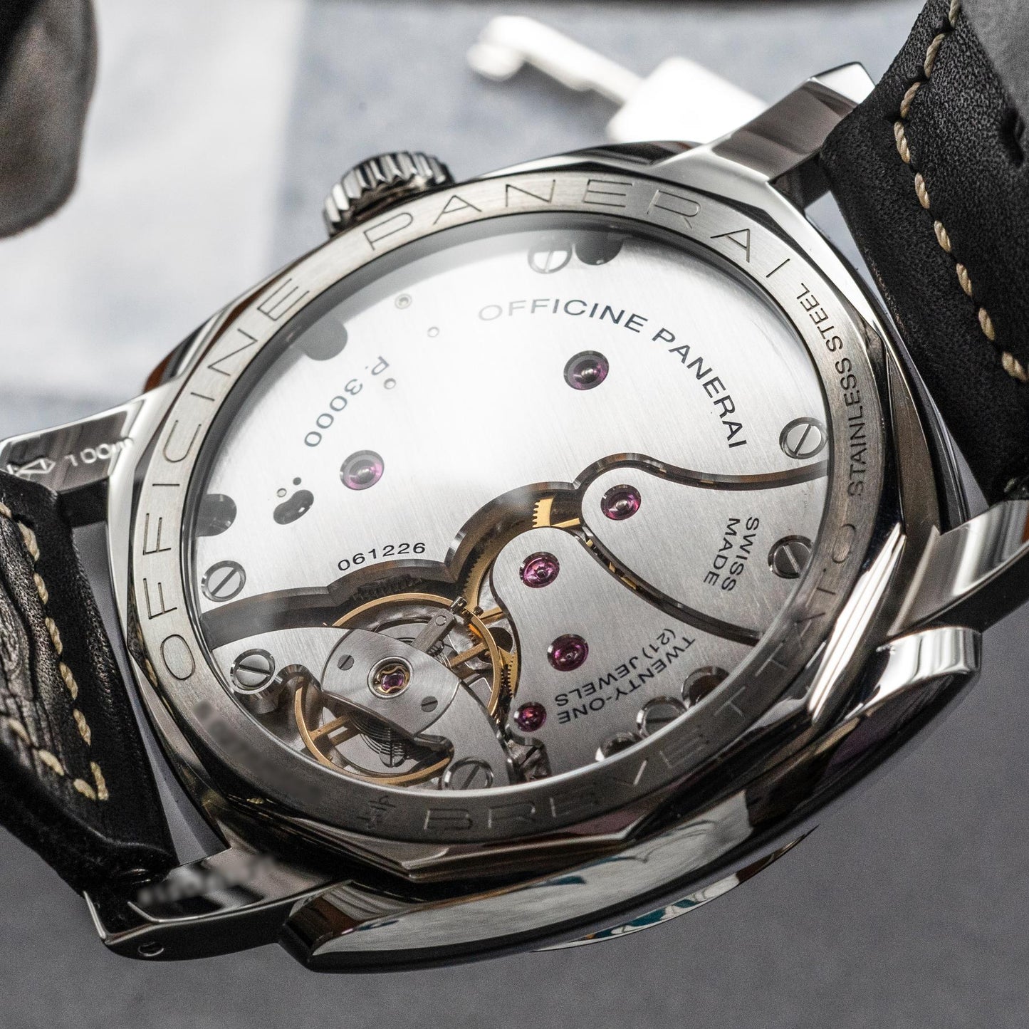 PAM00662 47mm Steel Brown Dial